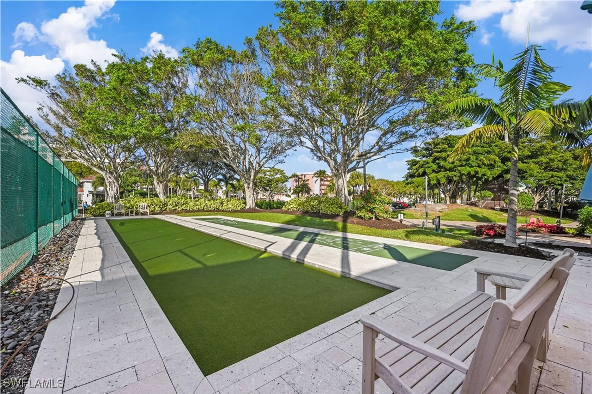 Property Slideshow image 30 of 37 | 2400 gulf shore blvd 804, Naples, FL, 34103