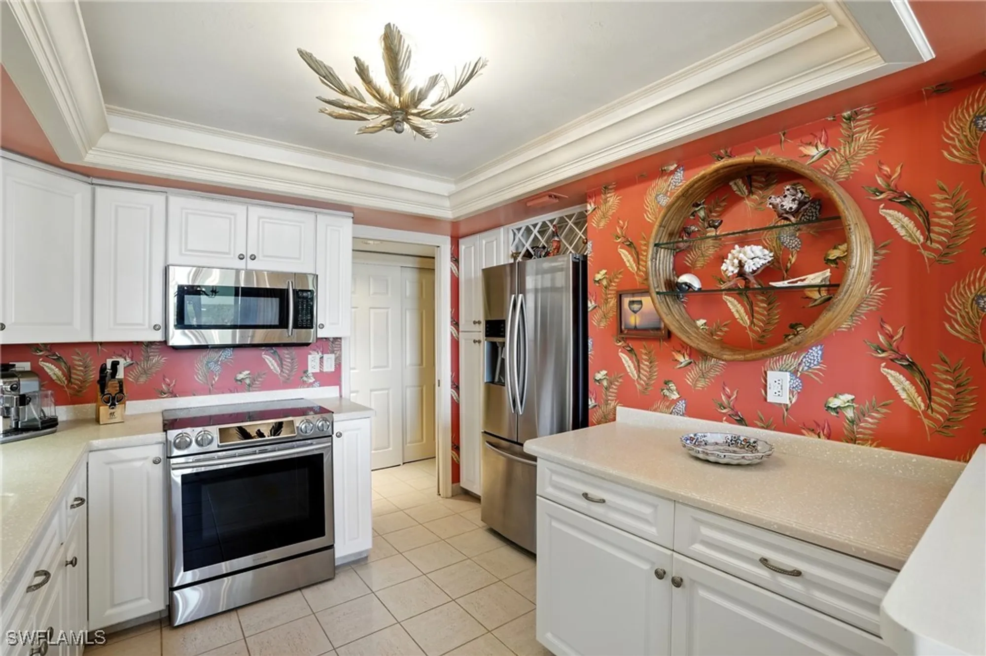 Property Slideshow image 8 of 37 | 2400 gulf shore blvd 804, Naples, FL, 34103