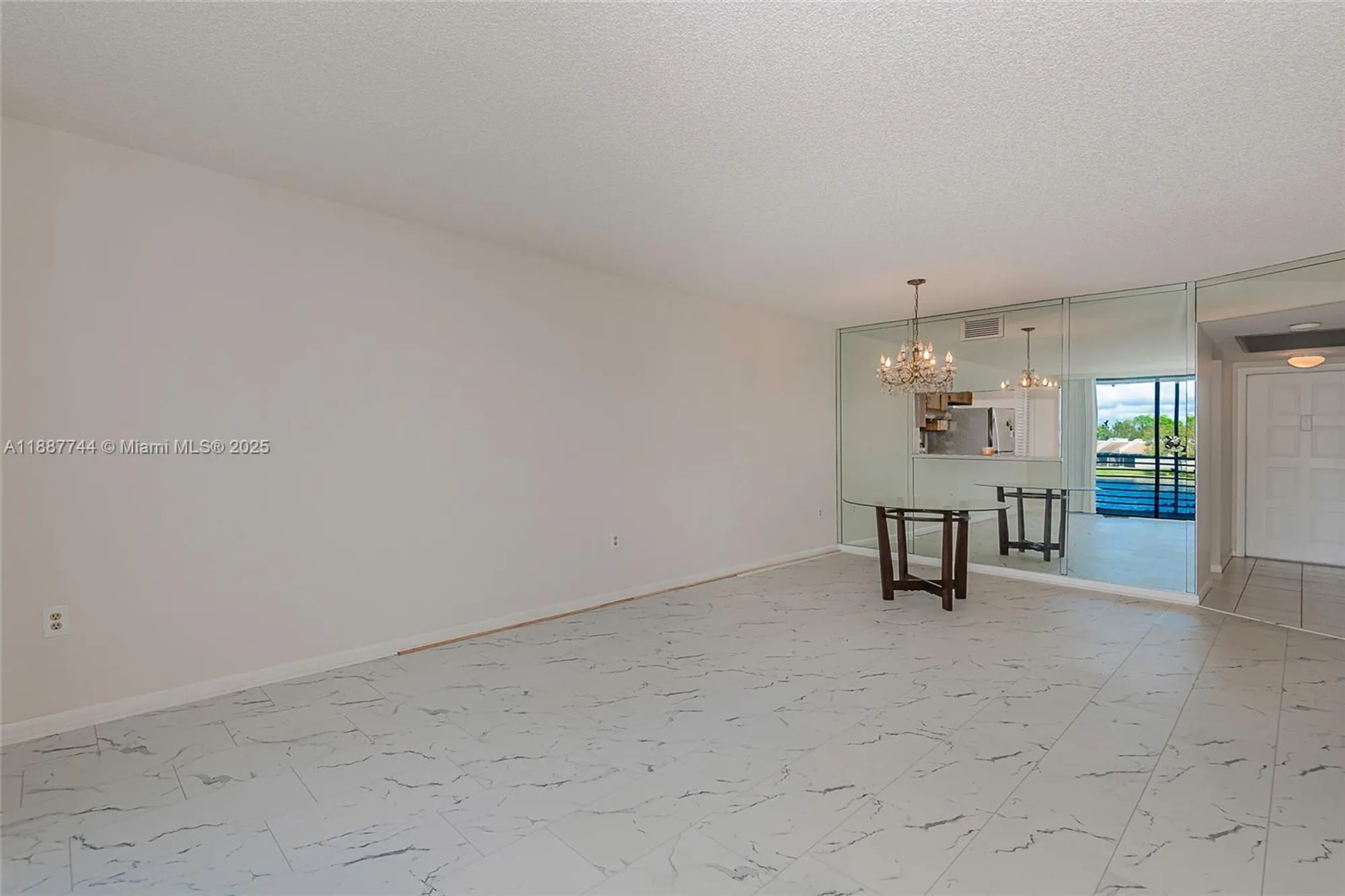 Property Slideshow image 5 of 45 | 1100 colony point cir apt 208, Pembroke Pines, FL, 33026