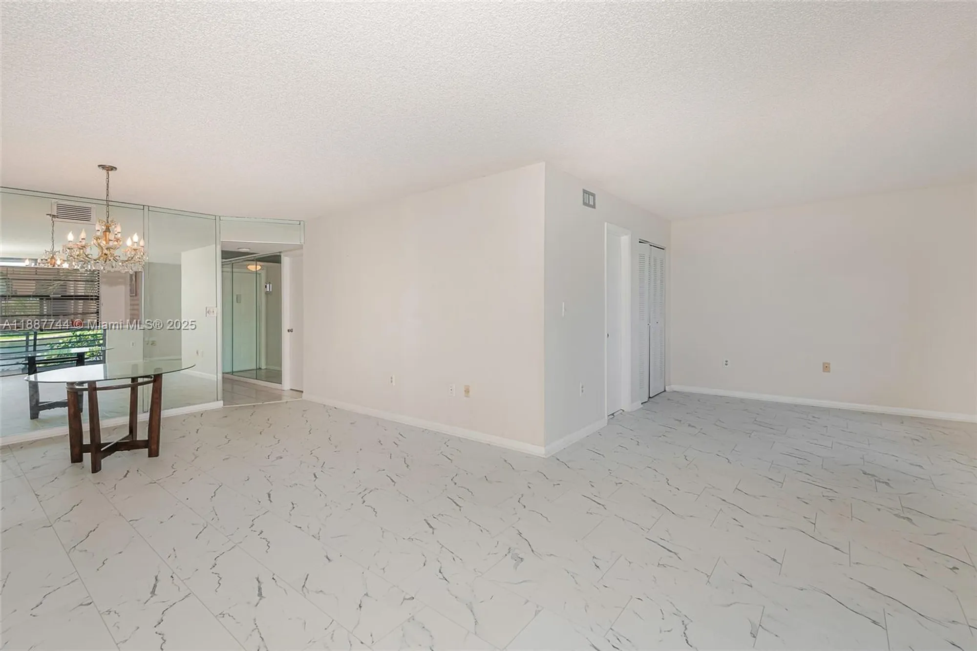 Property Slideshow image 6 of 45 | 1100 colony point cir apt 208, Pembroke Pines, FL, 33026