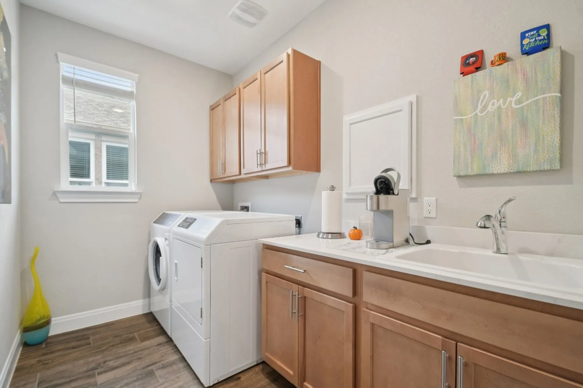 Property Slideshow image 29 of 37 | 309 kitty hawk rd, Georgetown, TX, 78633