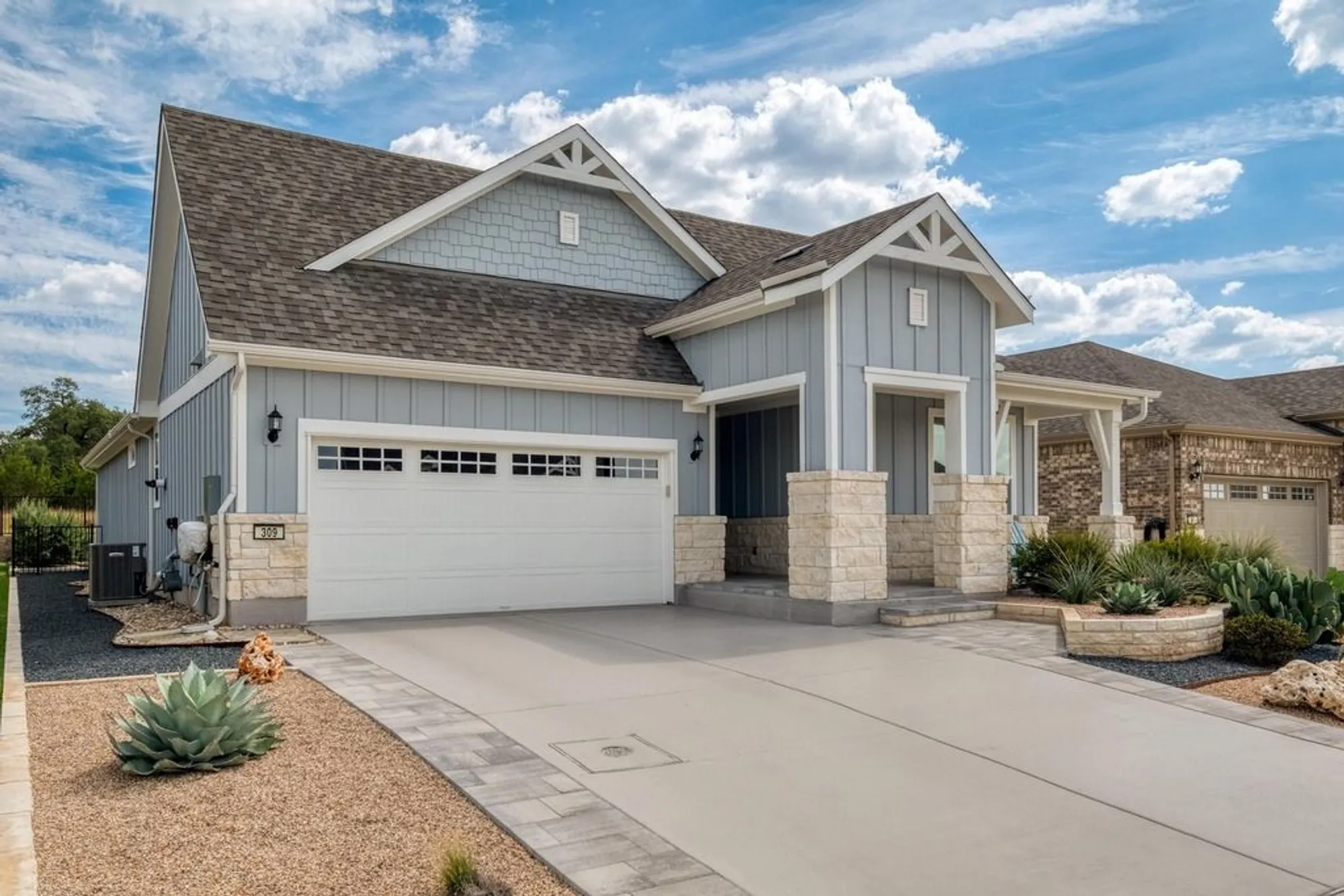 Property Slideshow image 3 of 37 | 309 kitty hawk rd, Georgetown, TX, 78633