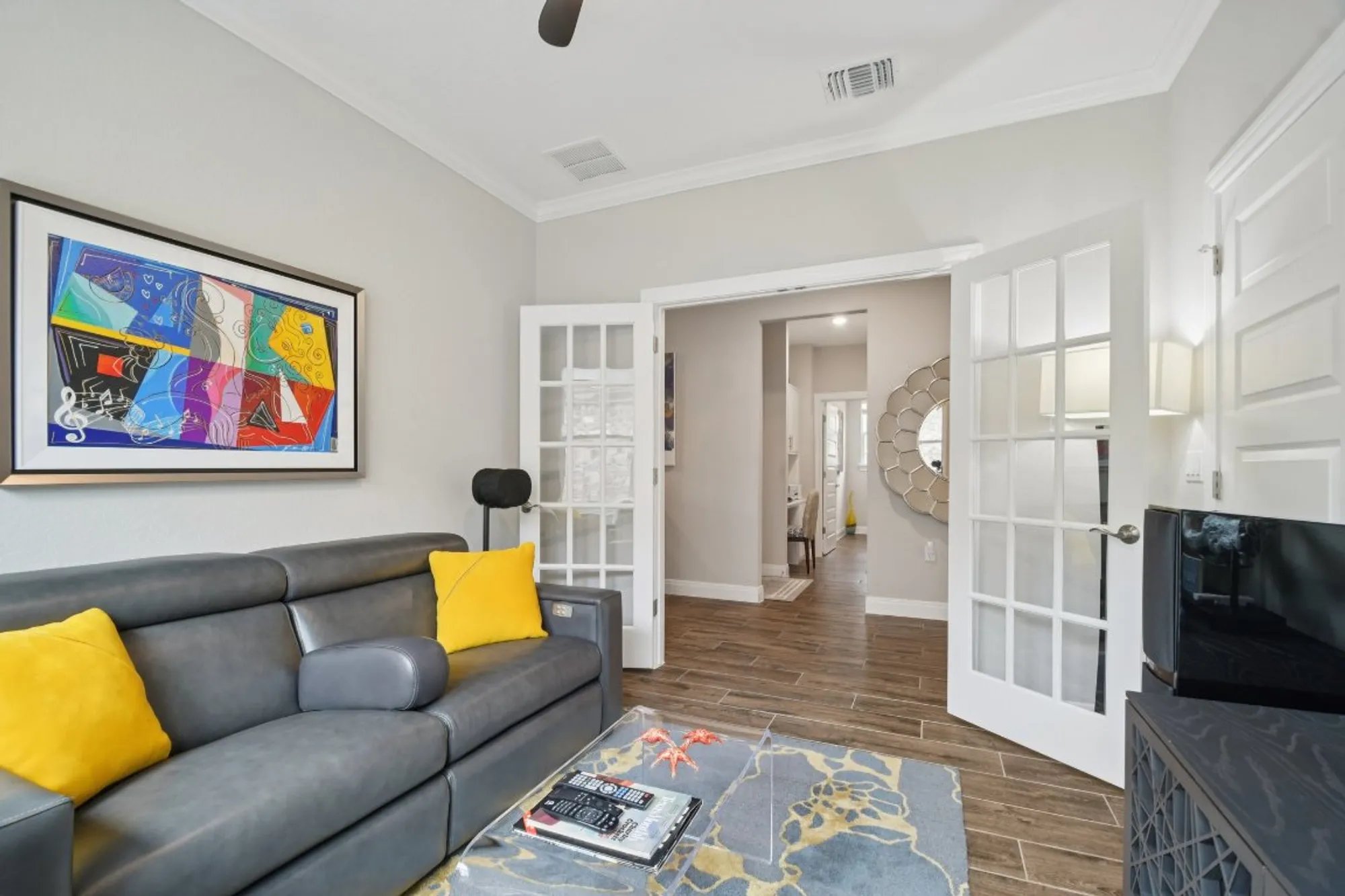 Property Slideshow image 9 of 37 | 309 kitty hawk rd, Georgetown, TX, 78633