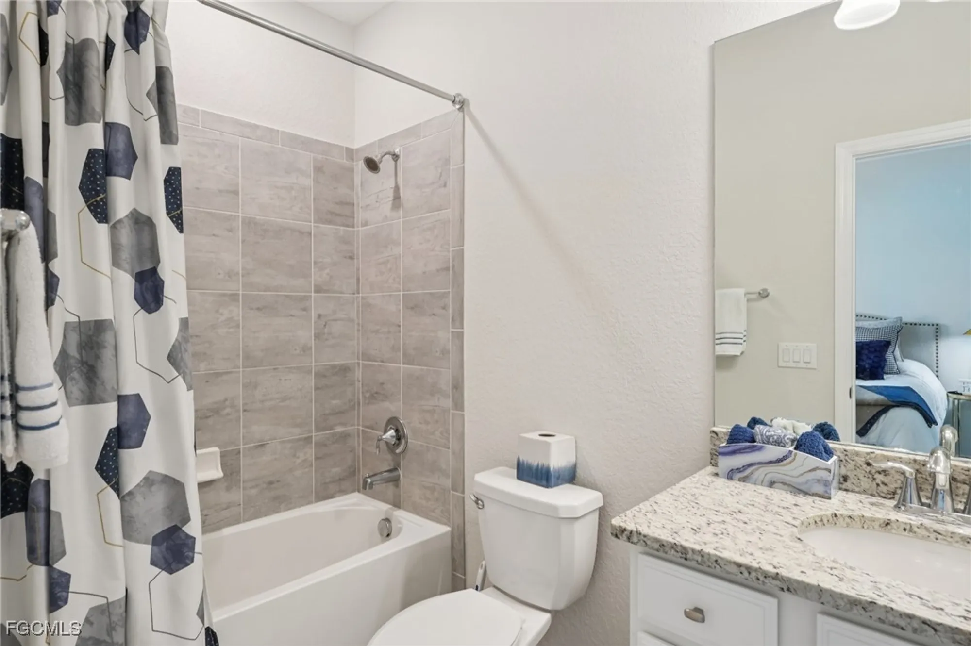 Property Slideshow image 18 of 50 | 11872 arbor trace dr, Fort Myers, FL, 33913
