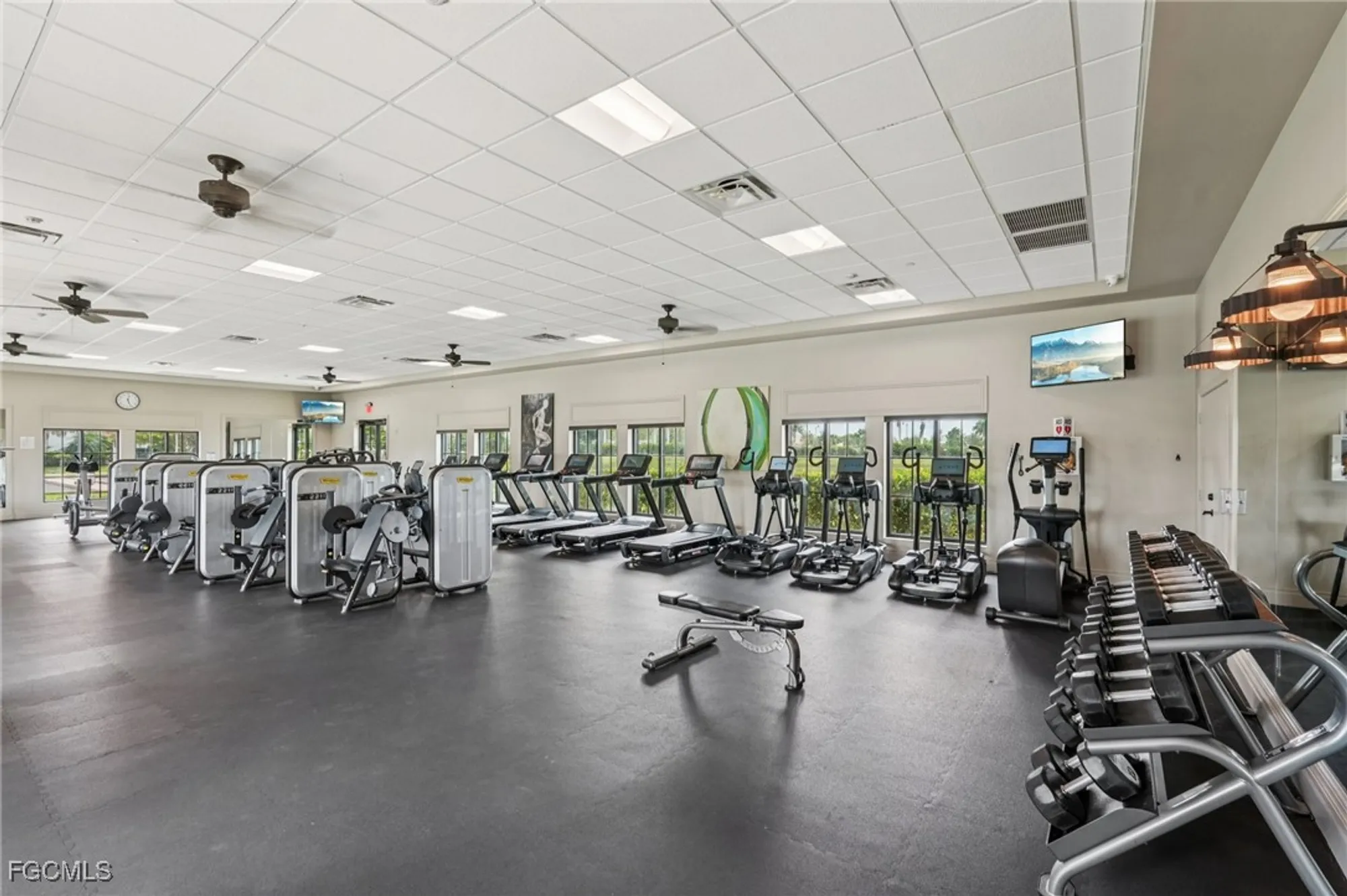 Property Slideshow image 38 of 50 | 11872 arbor trace dr, Fort Myers, FL, 33913