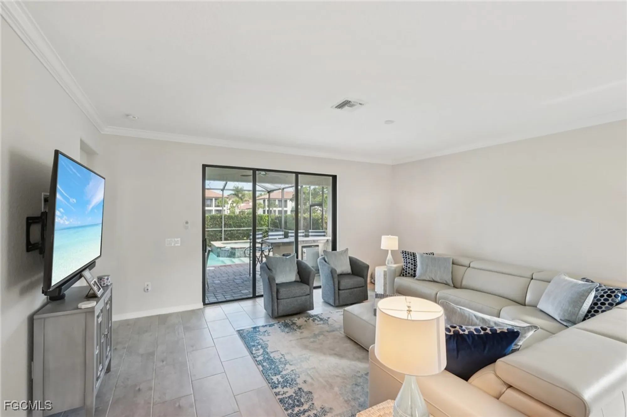 Property Slideshow image 6 of 50 | 11872 arbor trace dr, Fort Myers, FL, 33913