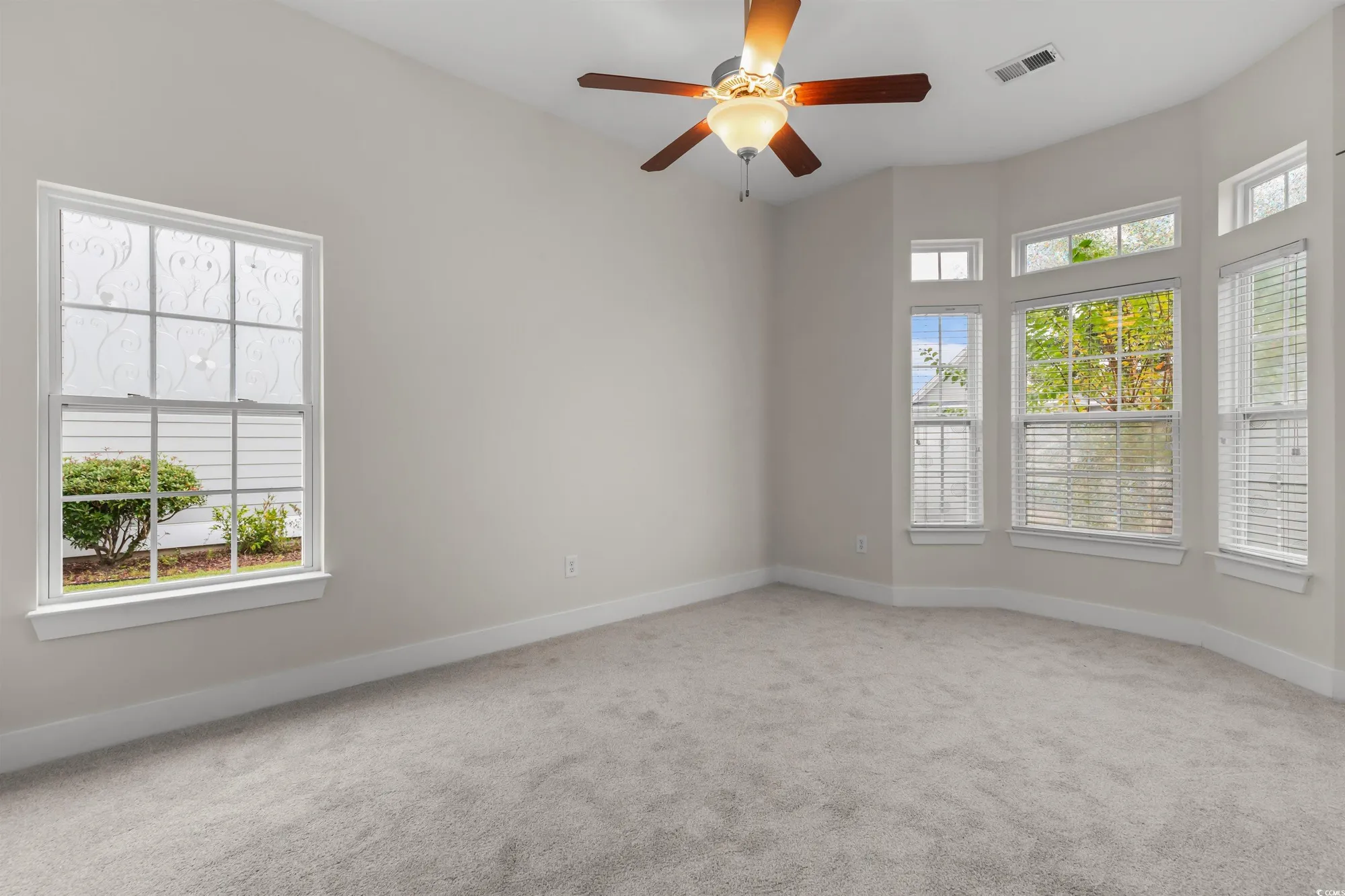 Property Slideshow image 11 of 31 | 2006 heritage loop, Myrtle Beach, SC, 29577