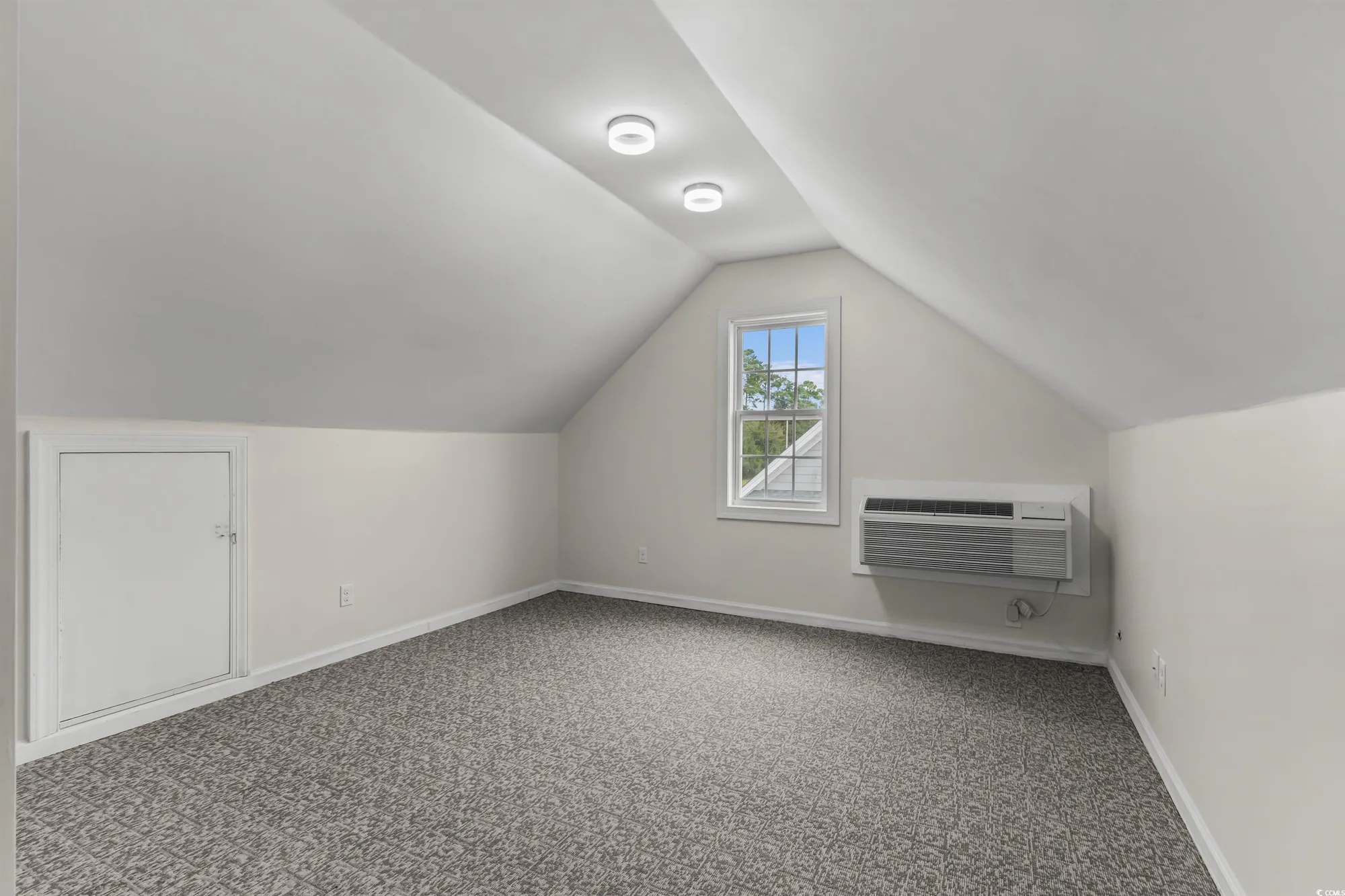 Property Slideshow image 23 of 31 | 2006 heritage loop, Myrtle Beach, SC, 29577