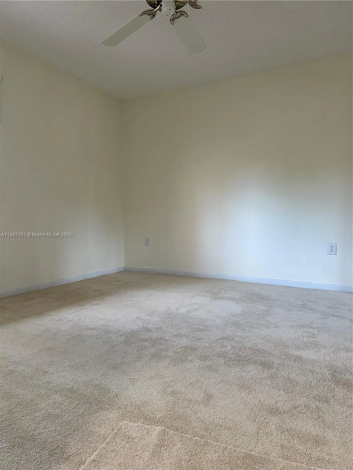 Property Slideshow image 14 of 33 | 12755 sw 16th ct b206, Pembroke Pines, FL, 33027