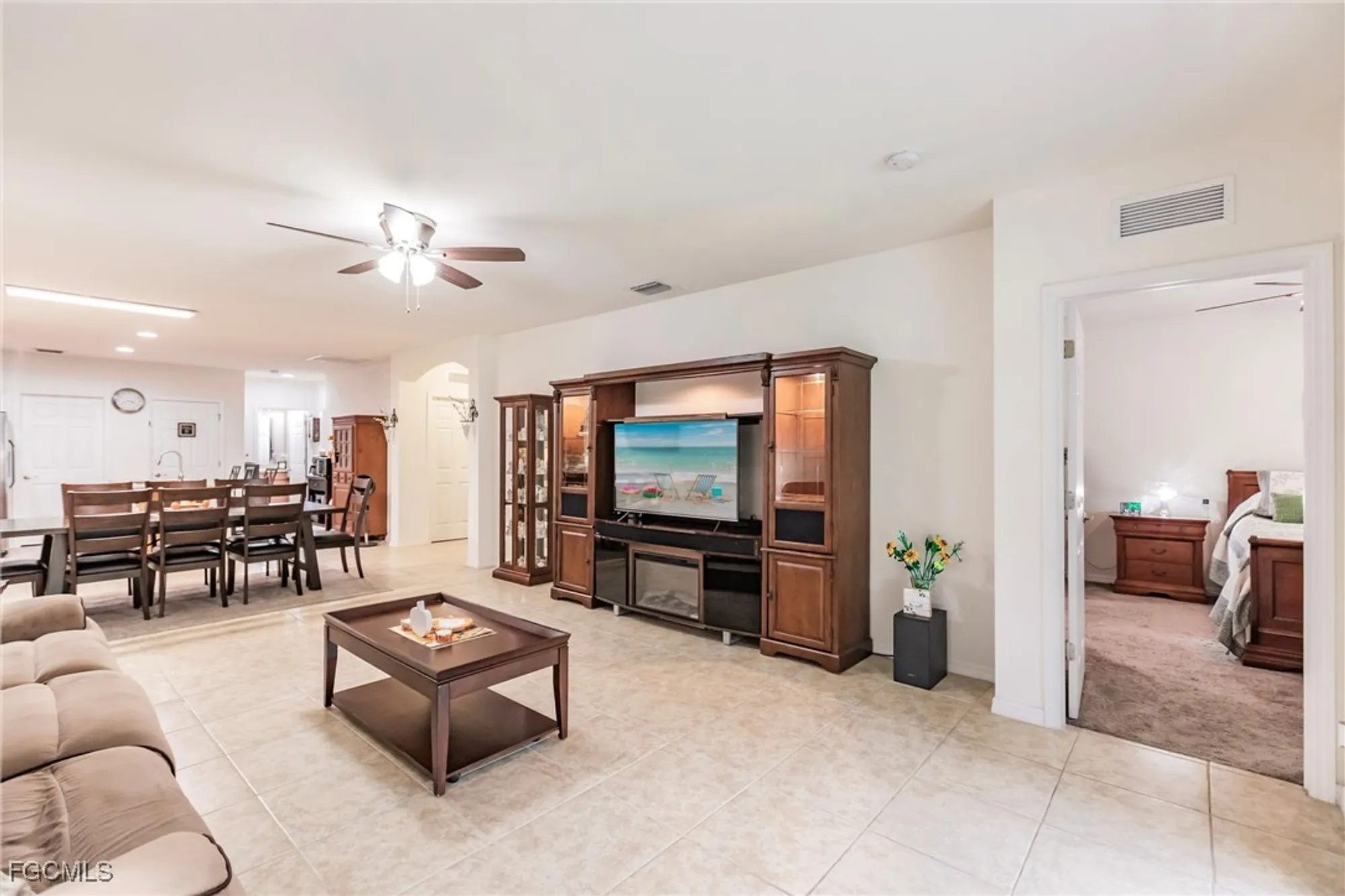 Property Slideshow image 18 of 49 | 15228 ligustrum ln, Alva, FL, 33920