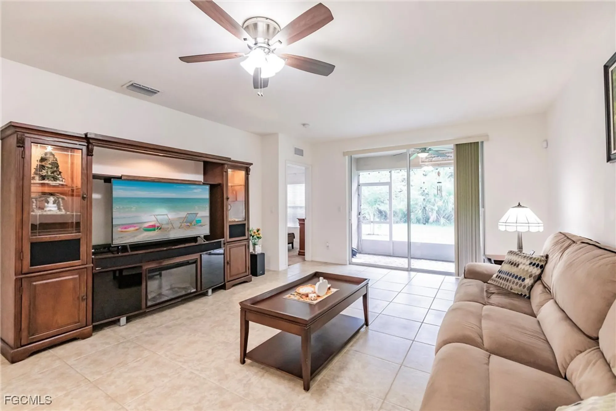 Property Slideshow image 19 of 49 | 15228 ligustrum ln, Alva, FL, 33920