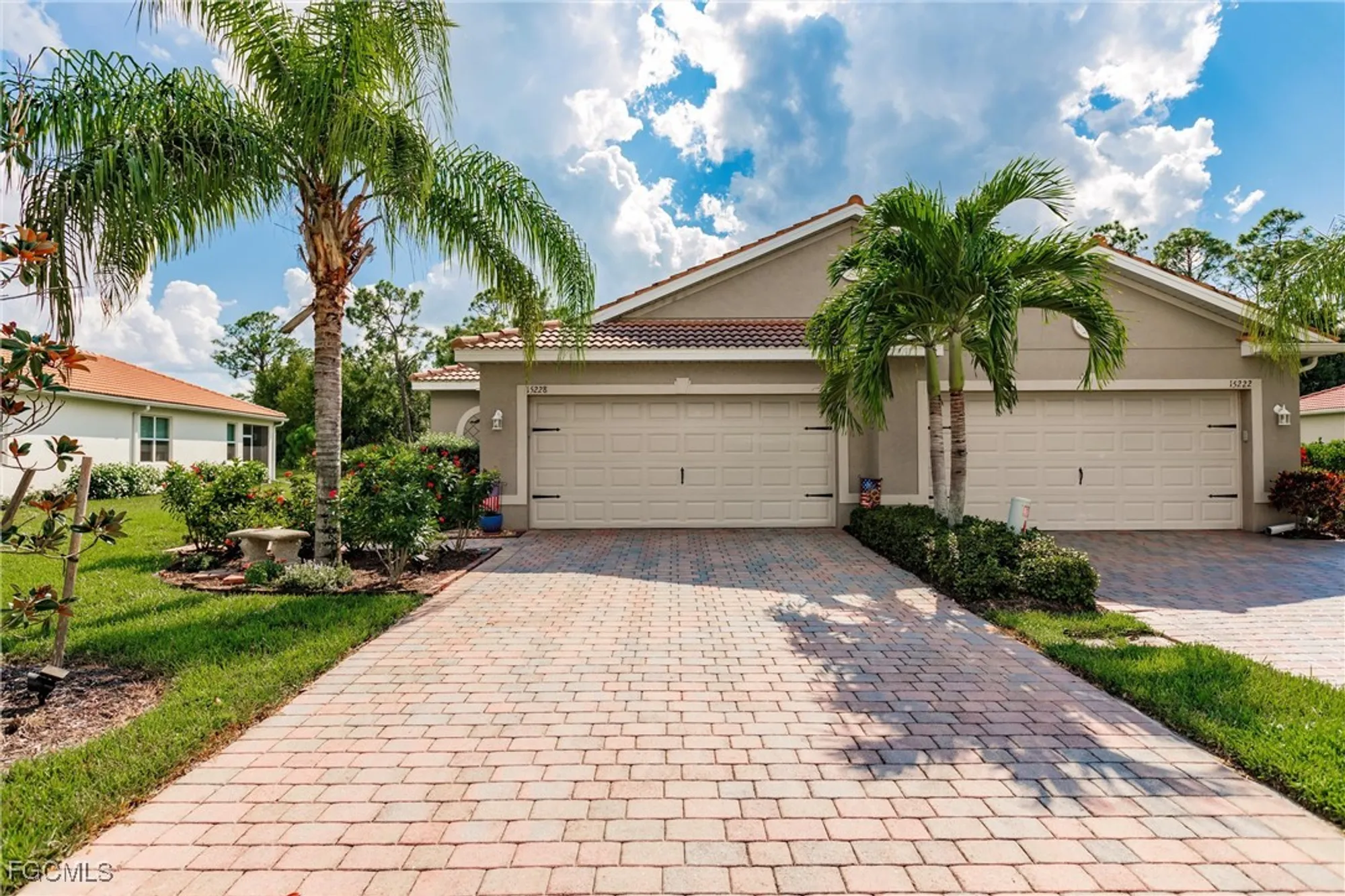Property Slideshow image 1 of 49 | 15228 ligustrum ln, Alva, FL, 33920