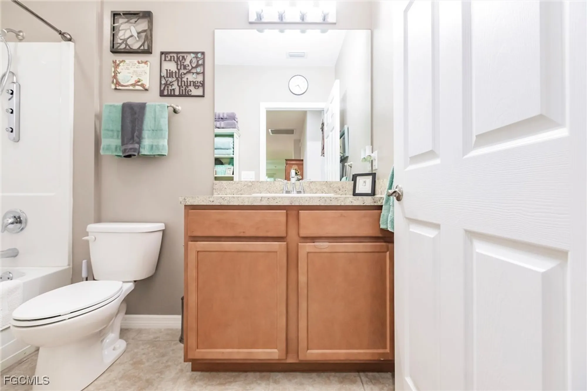 Property Slideshow image 39 of 49 | 15228 ligustrum ln, Alva, FL, 33920