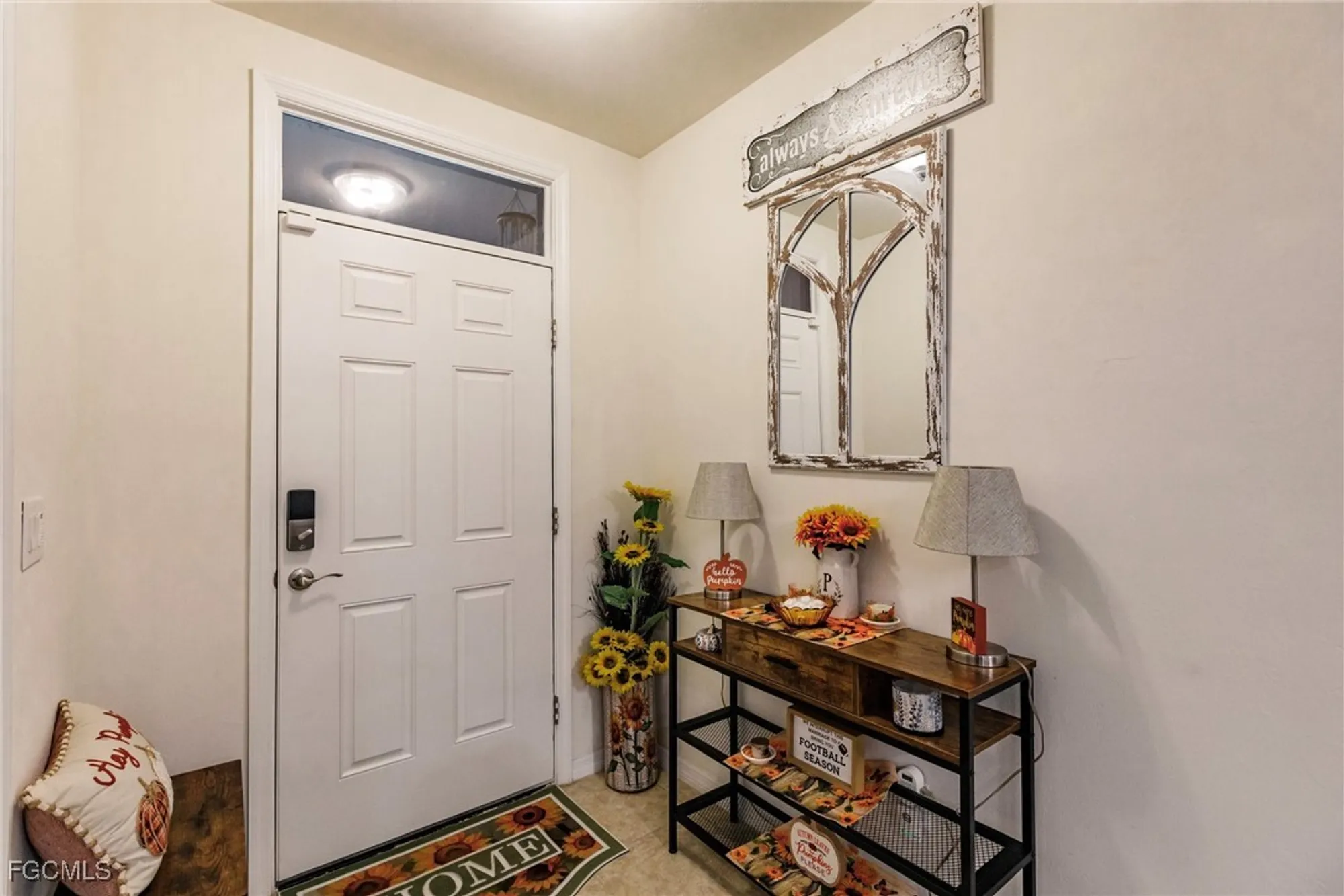 Property Slideshow image 8 of 49 | 15228 ligustrum ln, Alva, FL, 33920