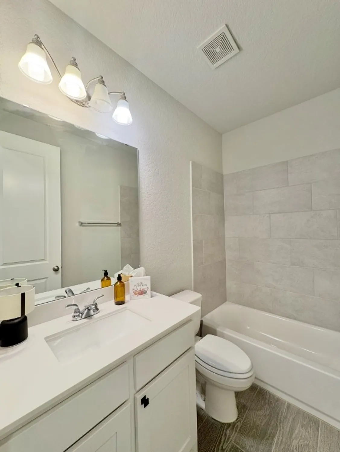 Property Slideshow image 28 of 37 | 2157 wildrye ln, New Braunfels, TX, 78132