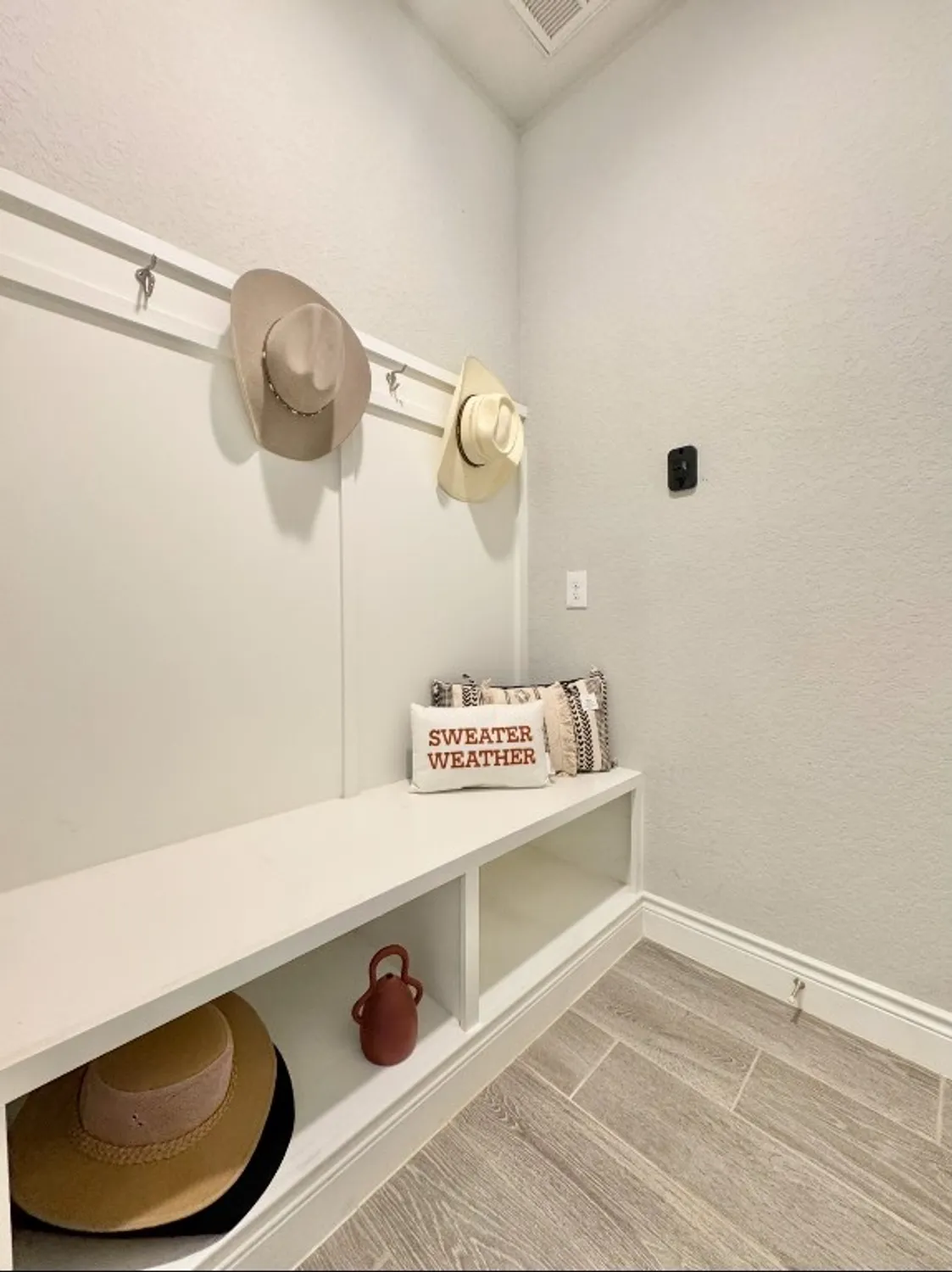 Property Slideshow image 30 of 37 | 2157 wildrye ln, New Braunfels, TX, 78132