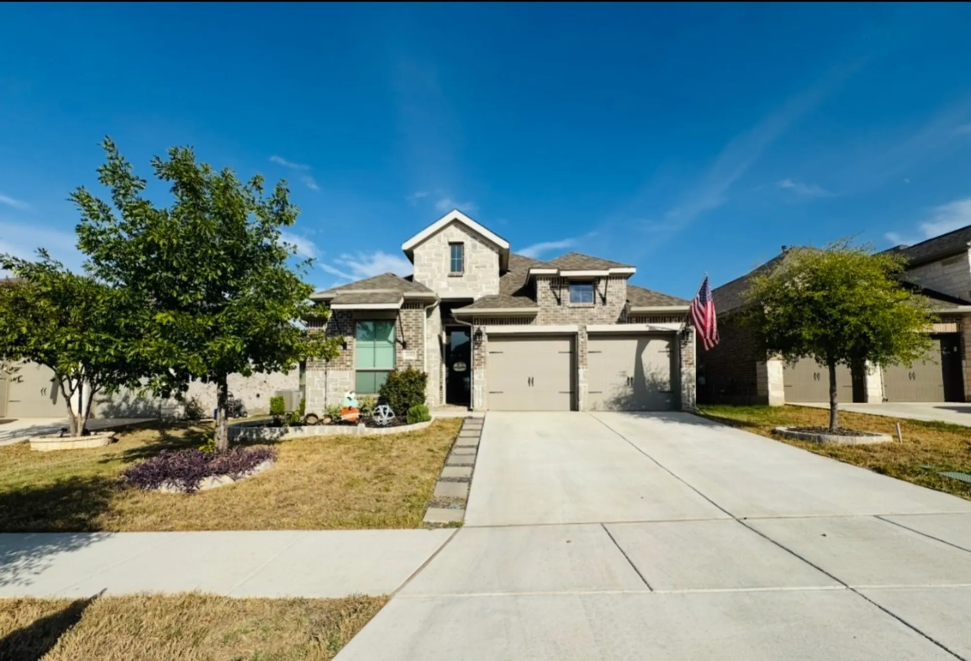 Property Slideshow image 4 of 37 | 2157 wildrye ln, New Braunfels, TX, 78132