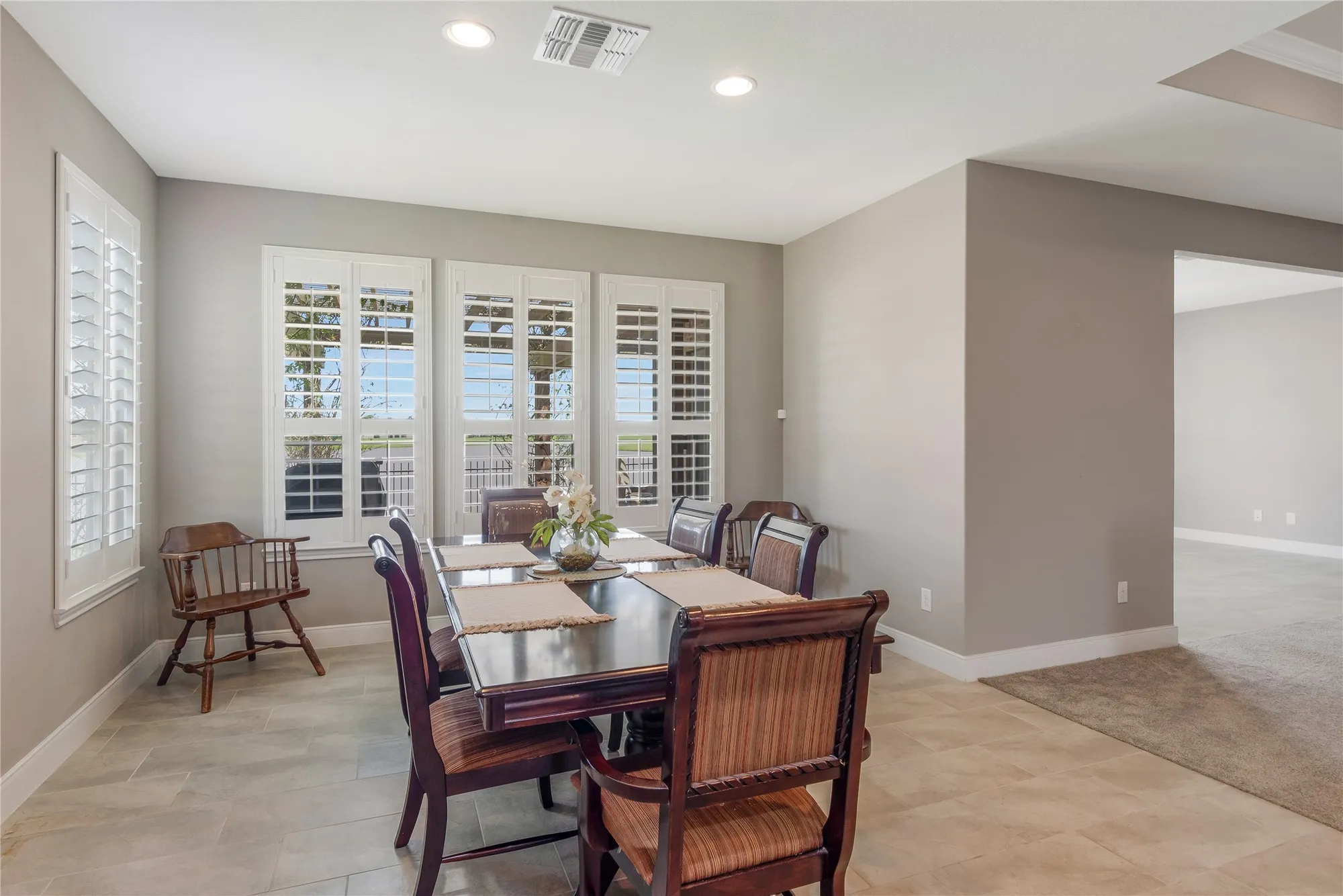 Property Slideshow image 24 of 45 | 442 spindrift cir, Richmond, TX, 77469