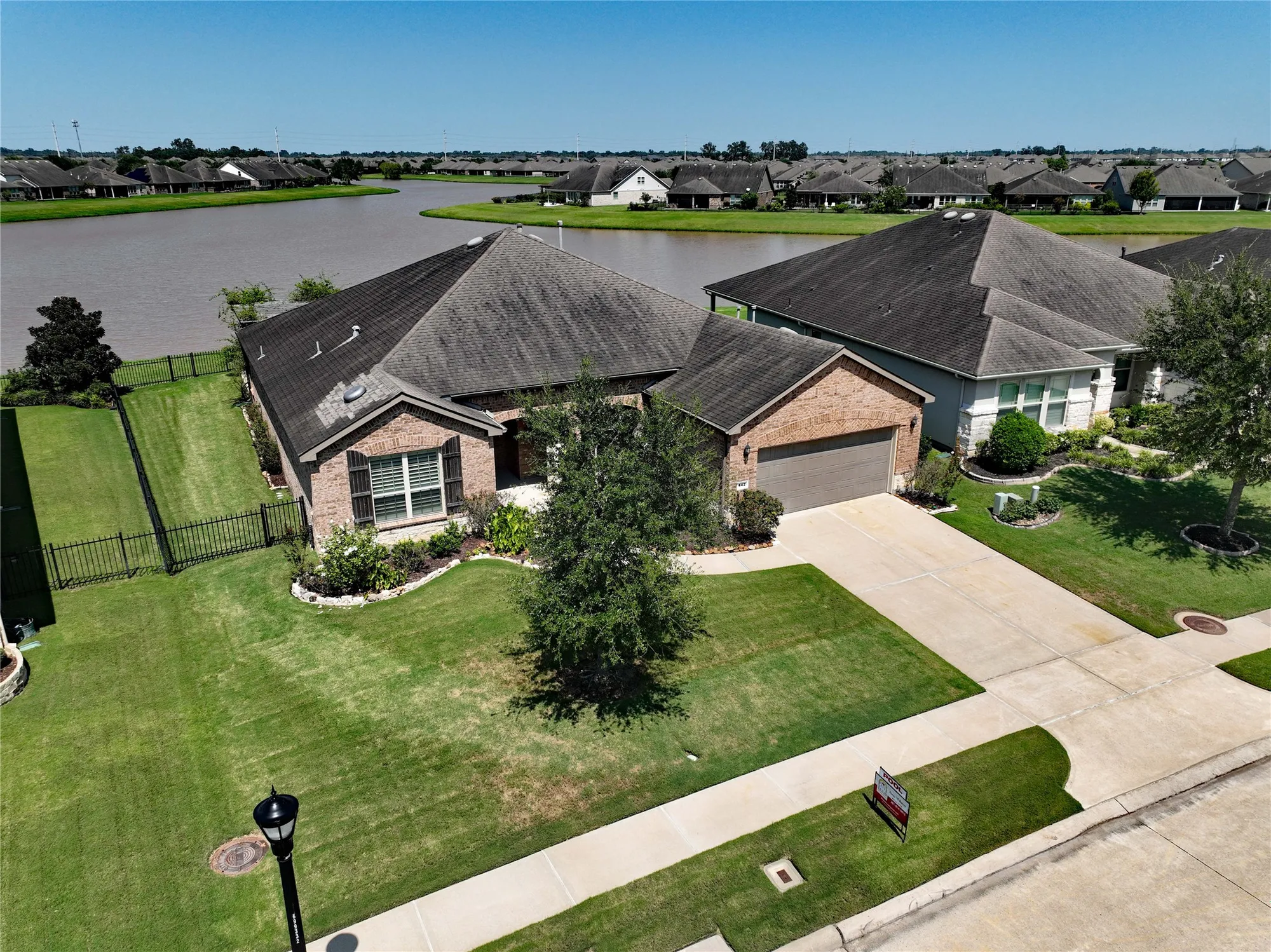 Property Slideshow image 35 of 45 | 442 spindrift cir, Richmond, TX, 77469