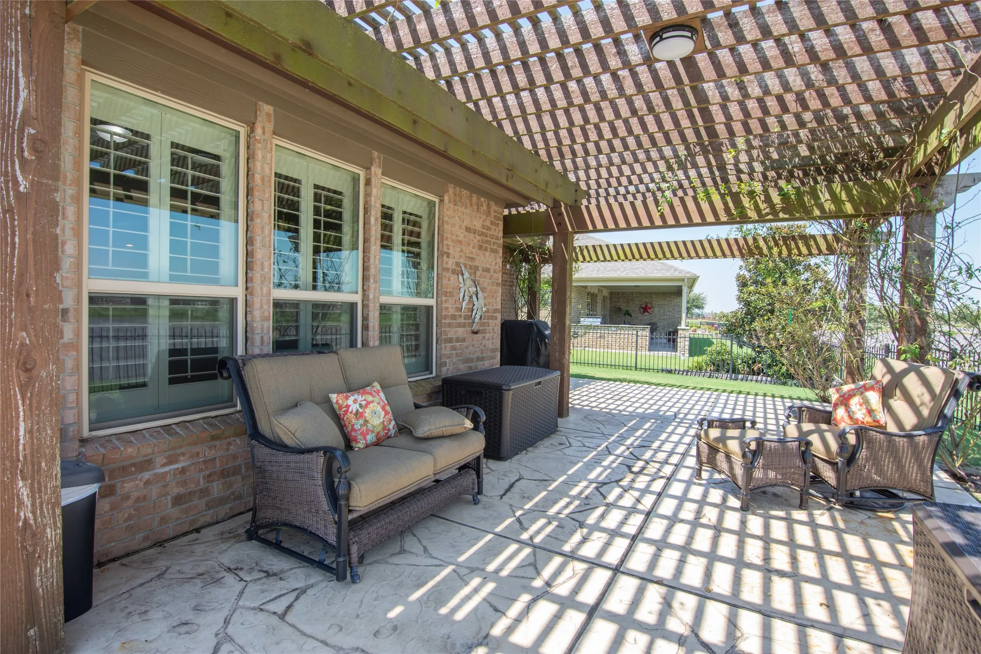 Property Slideshow image 36 of 45 | 442 spindrift cir, Richmond, TX, 77469