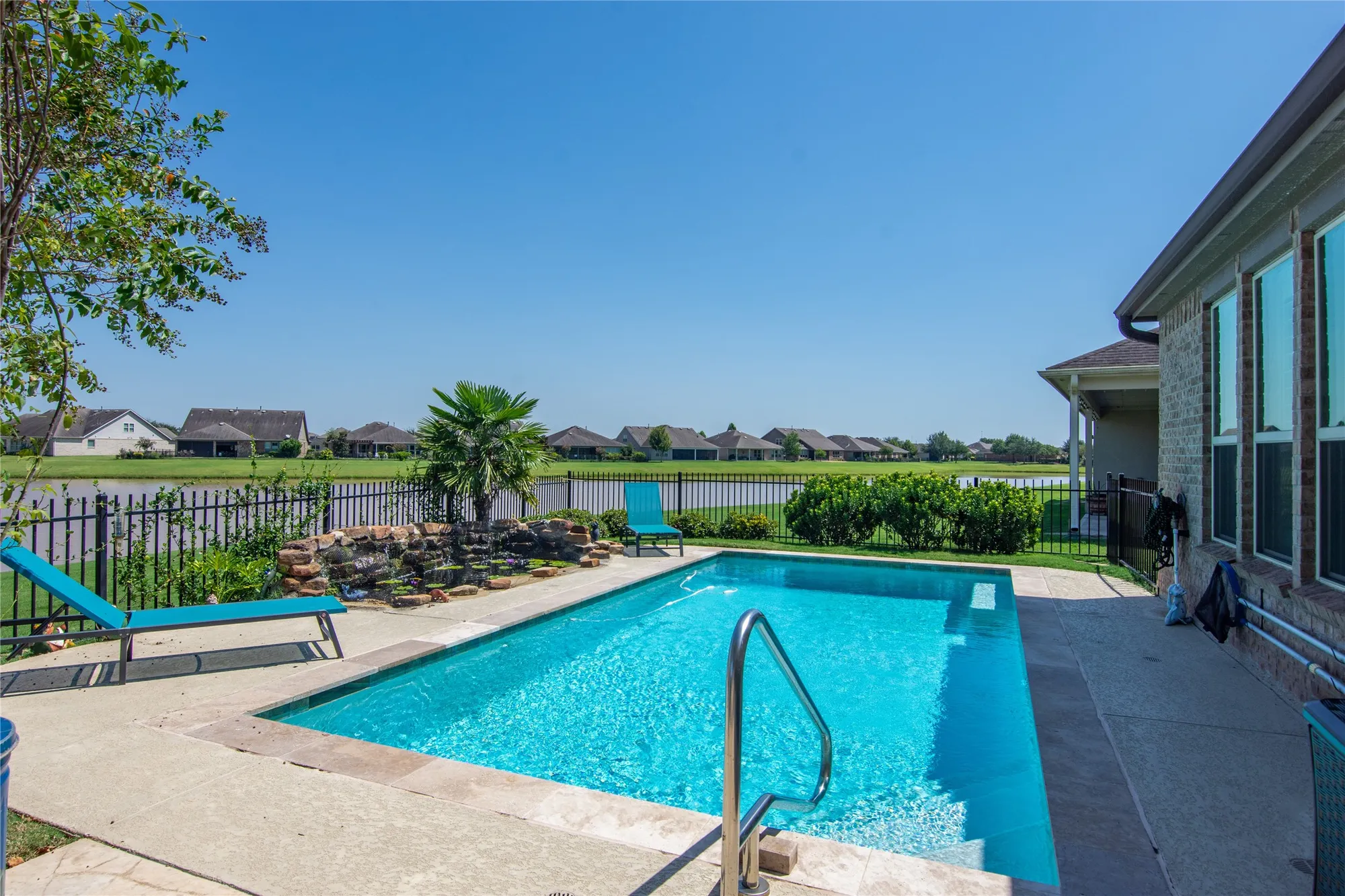 Property Slideshow image 38 of 45 | 442 spindrift cir, Richmond, TX, 77469