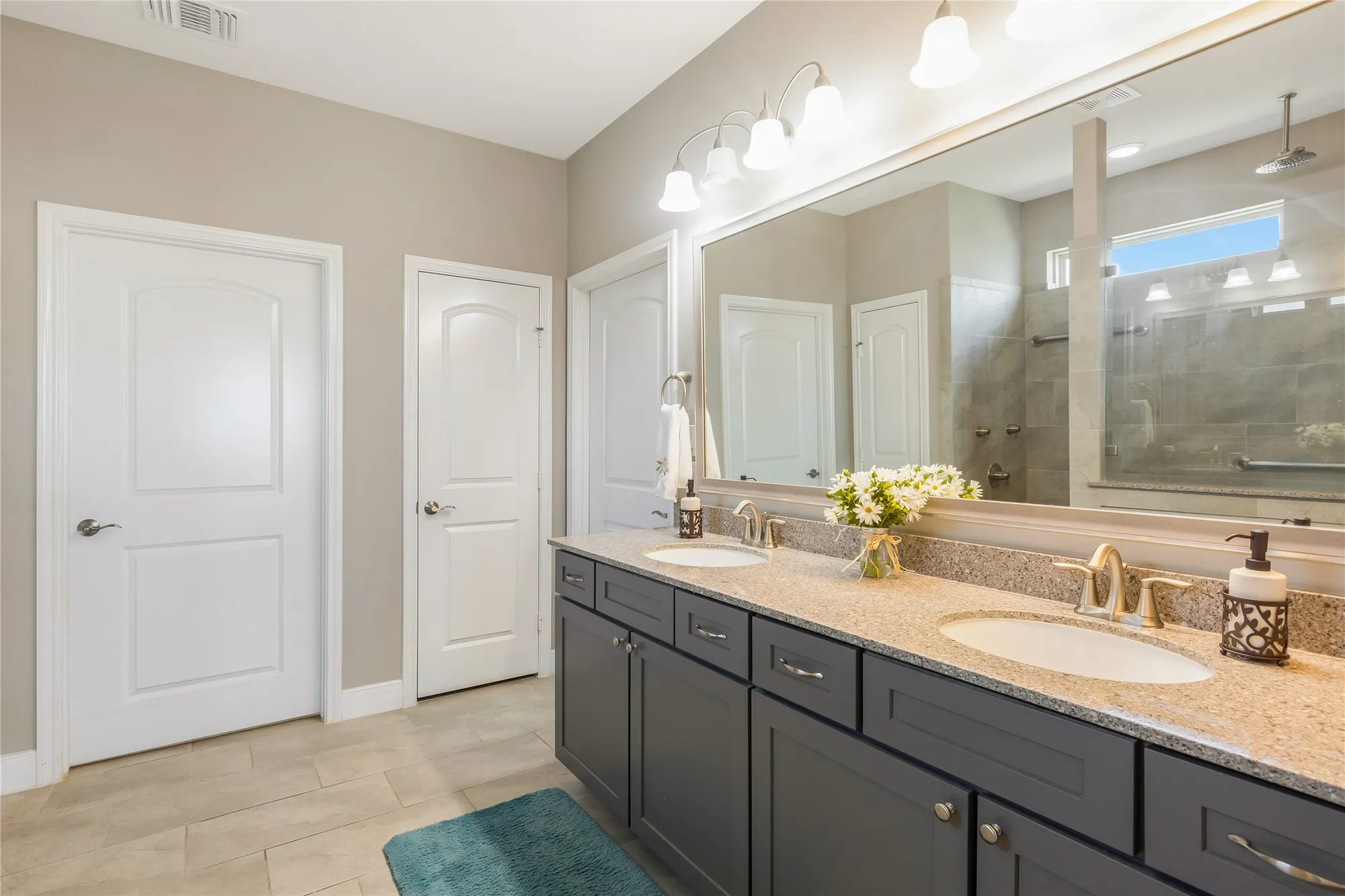 Property Slideshow image 30 of 45 | 442 spindrift cir, Richmond, TX, 77469