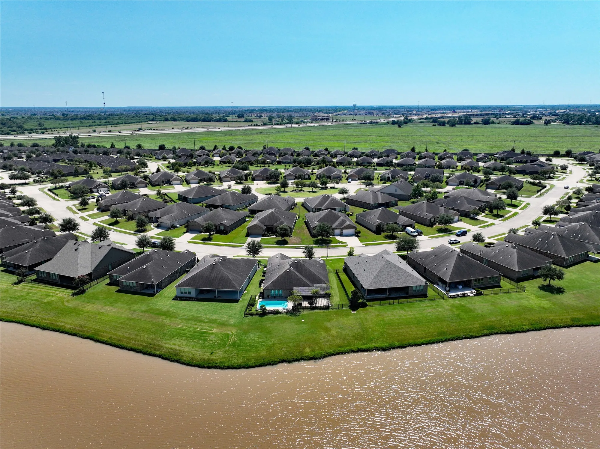 Property Slideshow image 42 of 45 | 442 spindrift cir, Richmond, TX, 77469