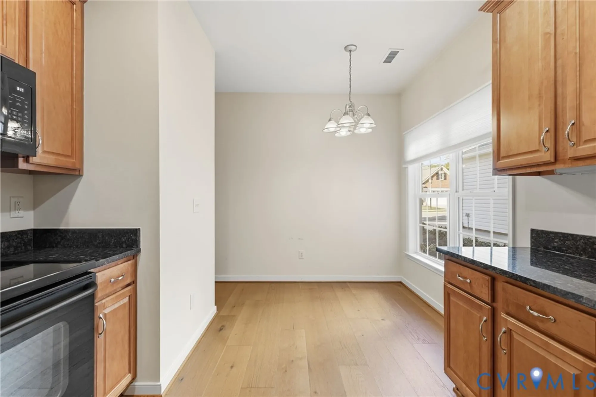 Property Slideshow image 16 of 31 | 3513 gwynns pl, Glen Allen, VA, 23060