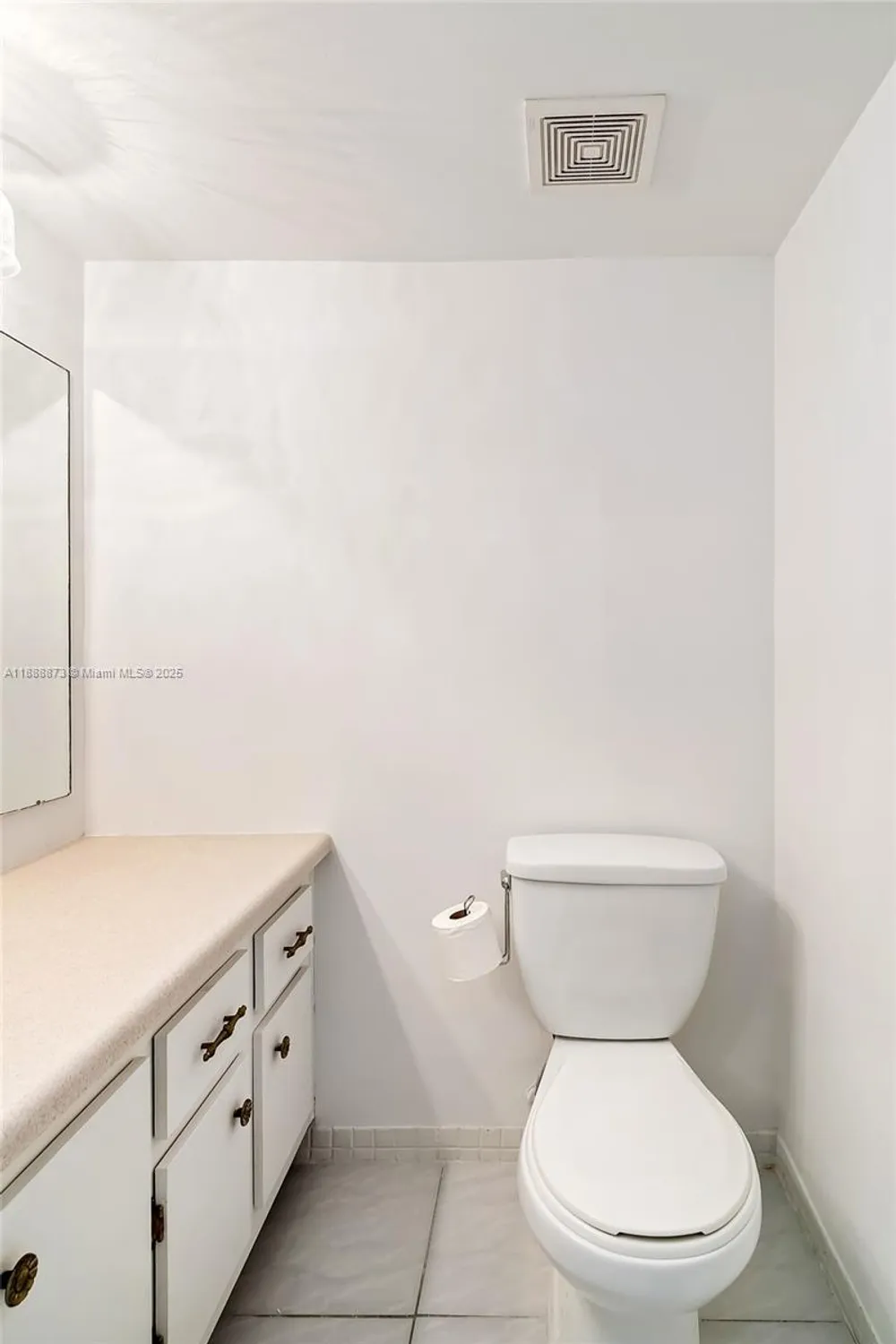 Property Slideshow image 16 of 40 | 4851 nw 21st st apt 512, Lauderhill, FL, 33313