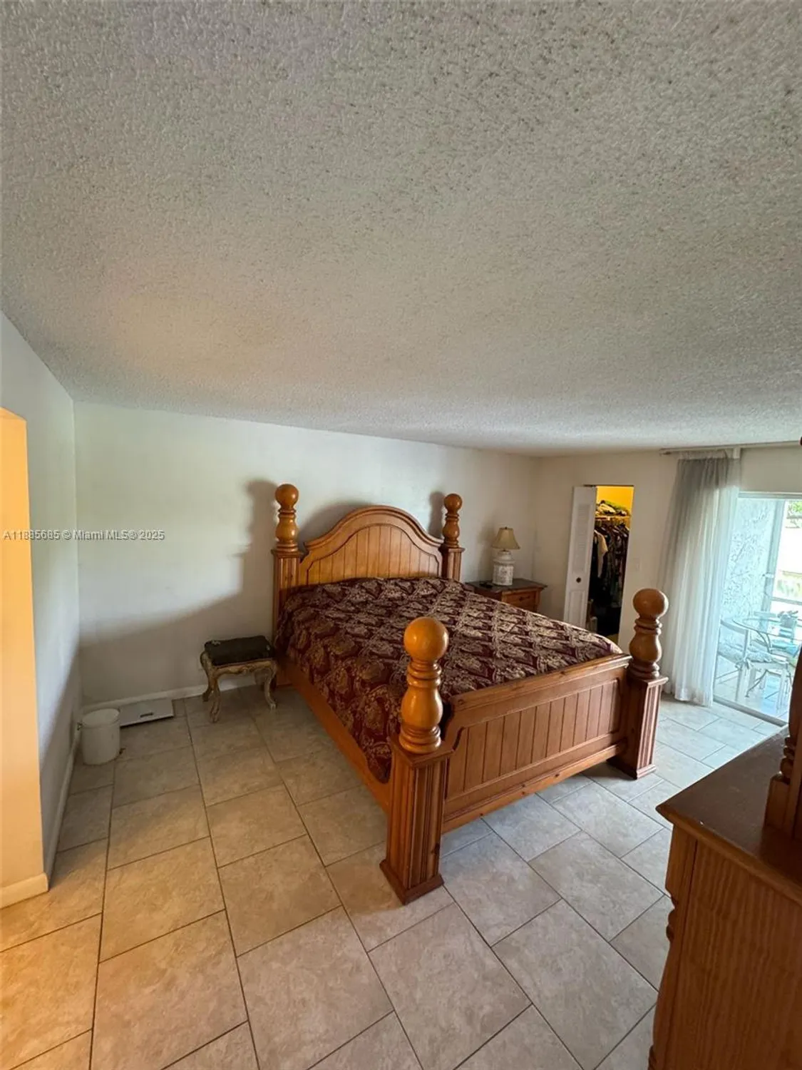 Property Slideshow image 10 of 30 | 3551 inverrary dr apt 208, Lauderhill, FL, 33319