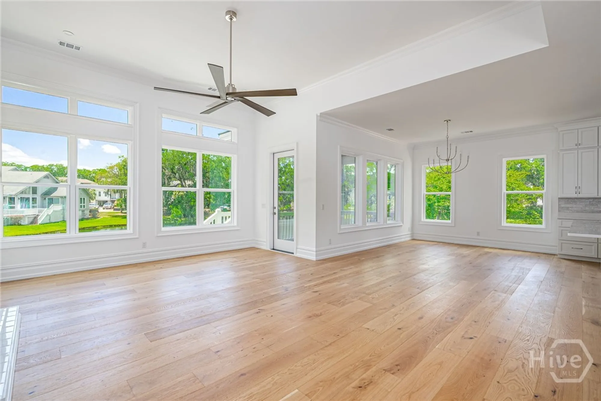 Property Slideshow image 10 of 48 | 2 top gallant cir, Savannah, GA, 31411