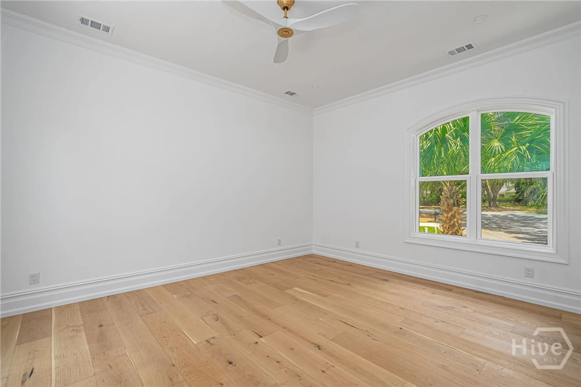 Property Slideshow image 32 of 48 | 2 top gallant cir, Savannah, GA, 31411