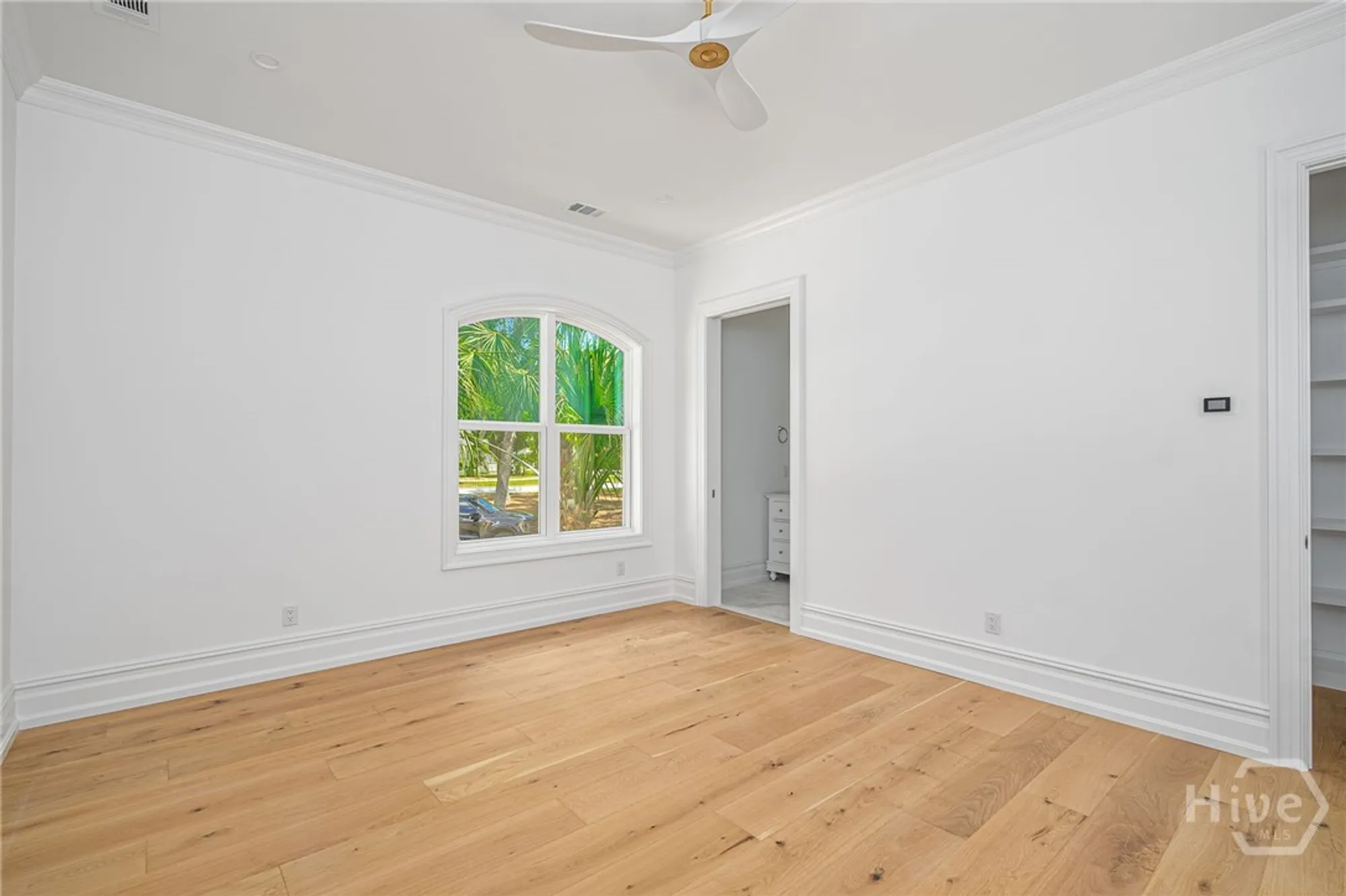 Property Slideshow image 33 of 48 | 2 top gallant cir, Savannah, GA, 31411