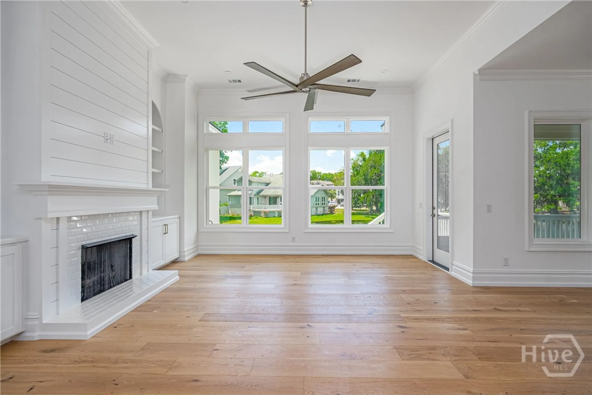 Property Slideshow image 9 of 48 | 2 top gallant cir, Savannah, GA, 31411