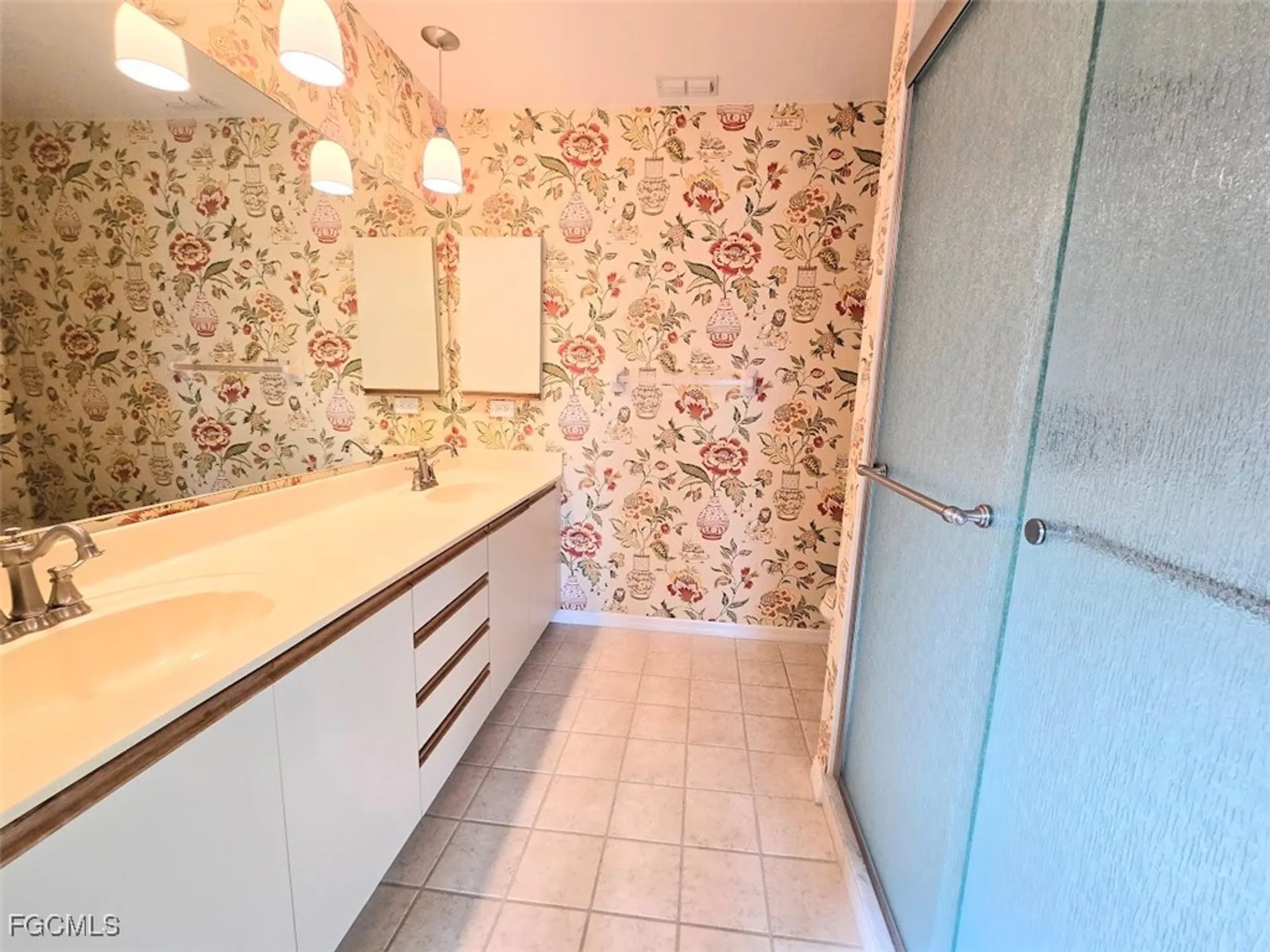 Property Slideshow image 16 of 42 | 13406 tall grass ct, Fort Myers, FL, 33912