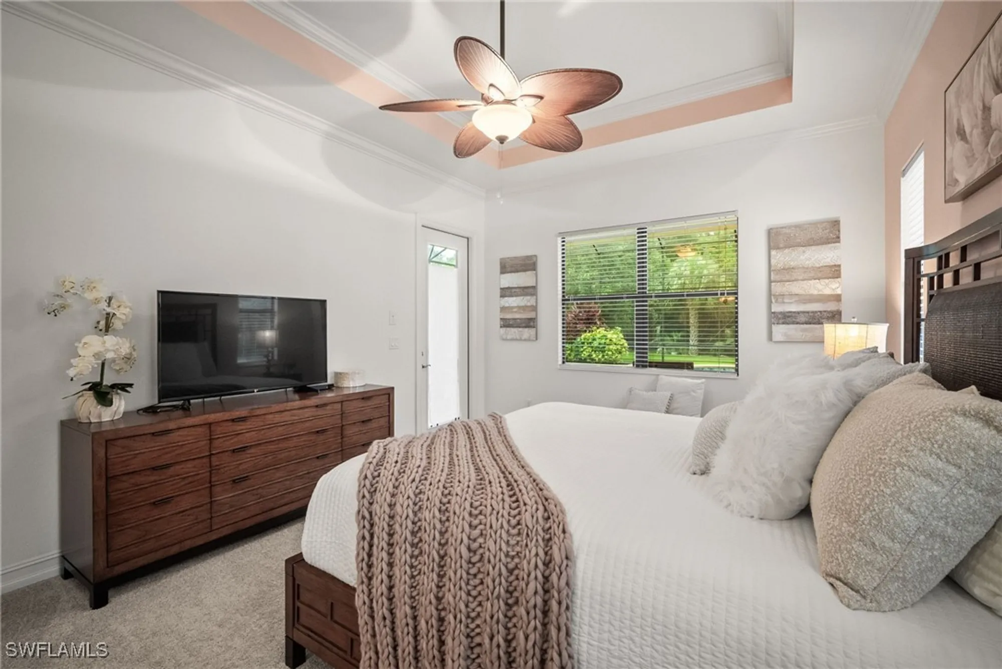 Property Slideshow image 15 of 38 | 6541 roma way, Naples, FL, 34113