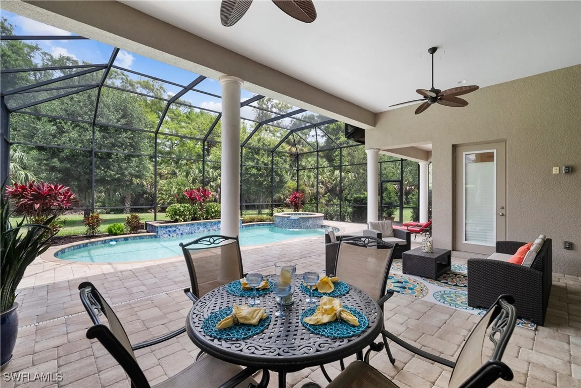 Property Slideshow image 27 of 38 | 6541 roma way, Naples, FL, 34113