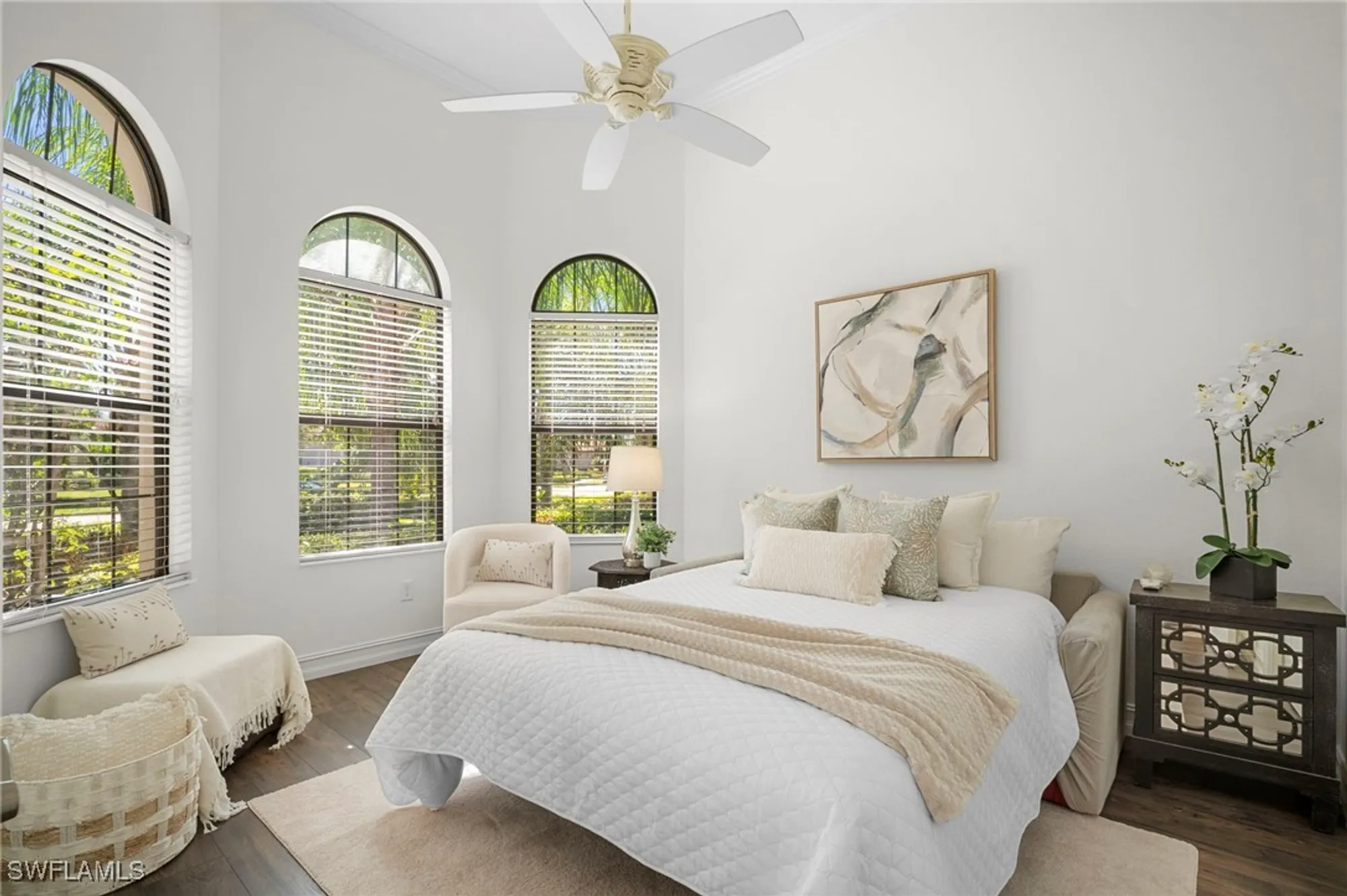 Property Slideshow image 22 of 38 | 6541 roma way, Naples, FL, 34113