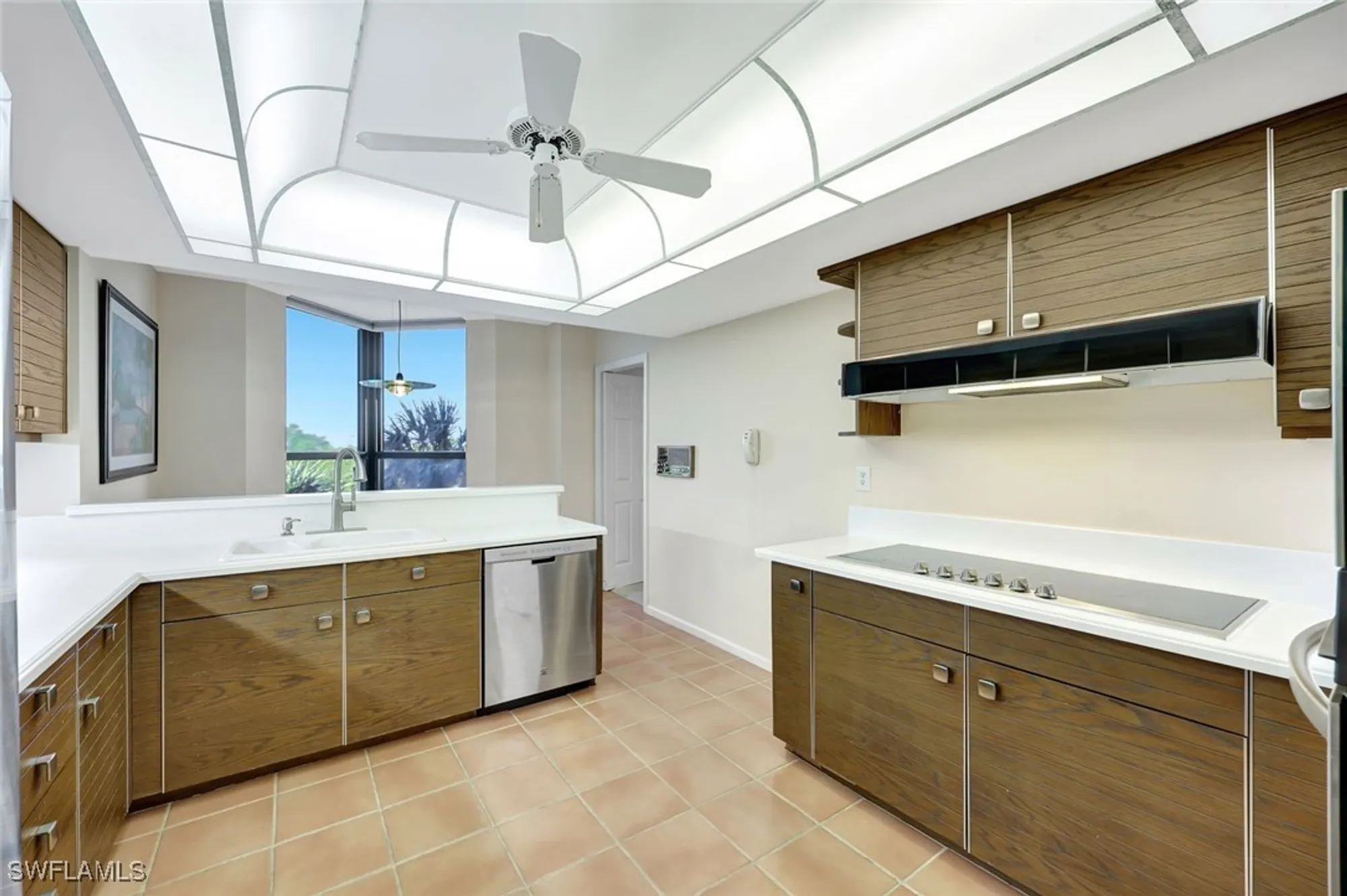 Property Slideshow image 11 of 36 | 6001 pelican bay blvd 202, Naples, FL, 34108