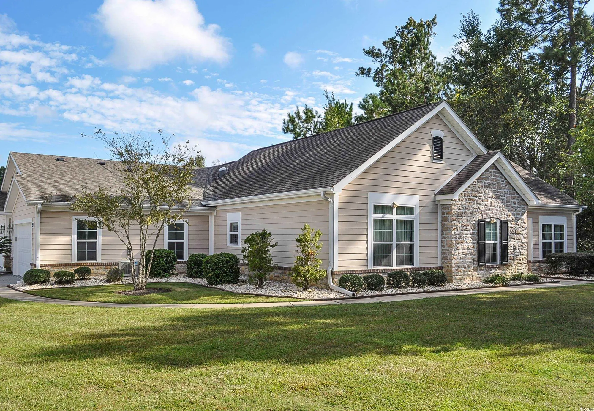 Property Slideshow image 1 of 40 | 348 arlington cir # 348, Murrells Inlet, SC, 29576