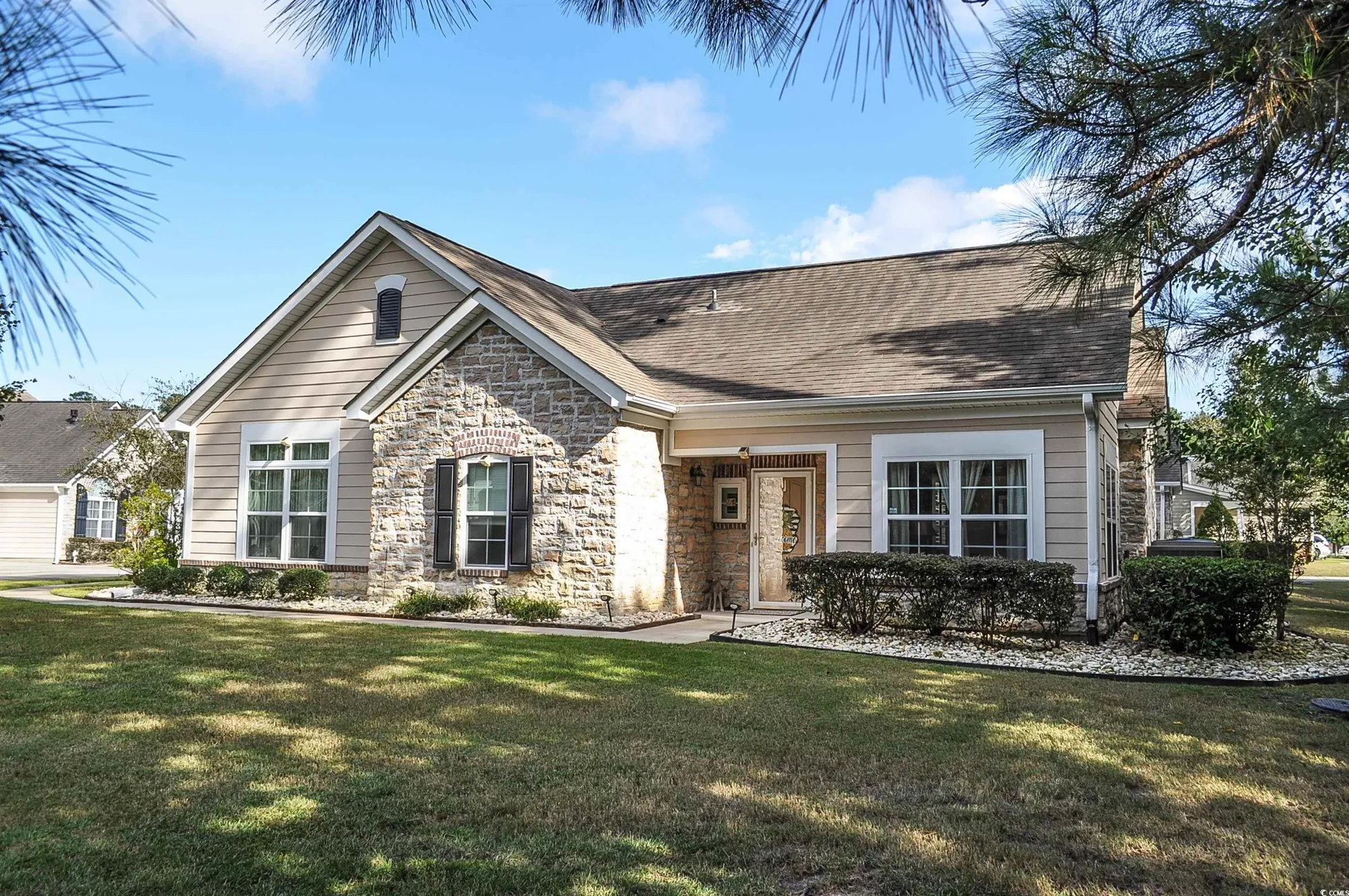 Property Slideshow image 2 of 40 | 348 arlington cir # 348, Murrells Inlet, SC, 29576