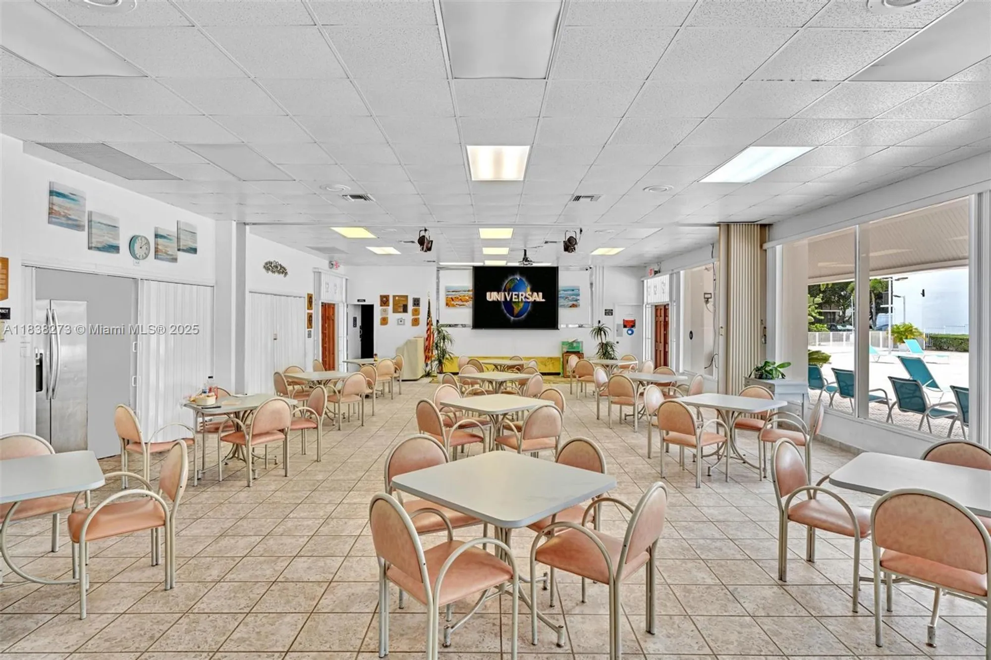 Property Slideshow image 34 of 43 | 20400 w country club dr 215, Aventura, FL, 33180