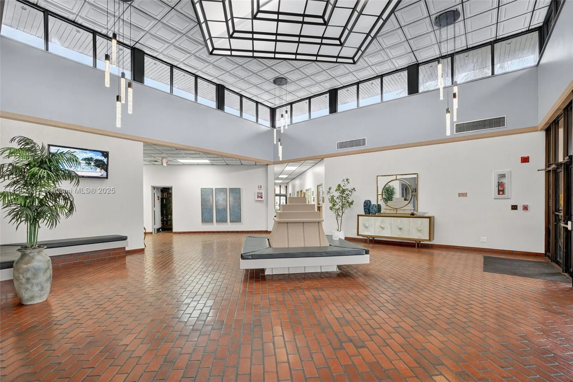 Property Slideshow image 37 of 82 | 1100 colony point cir apt 205, Pembroke Pines, FL, 33026