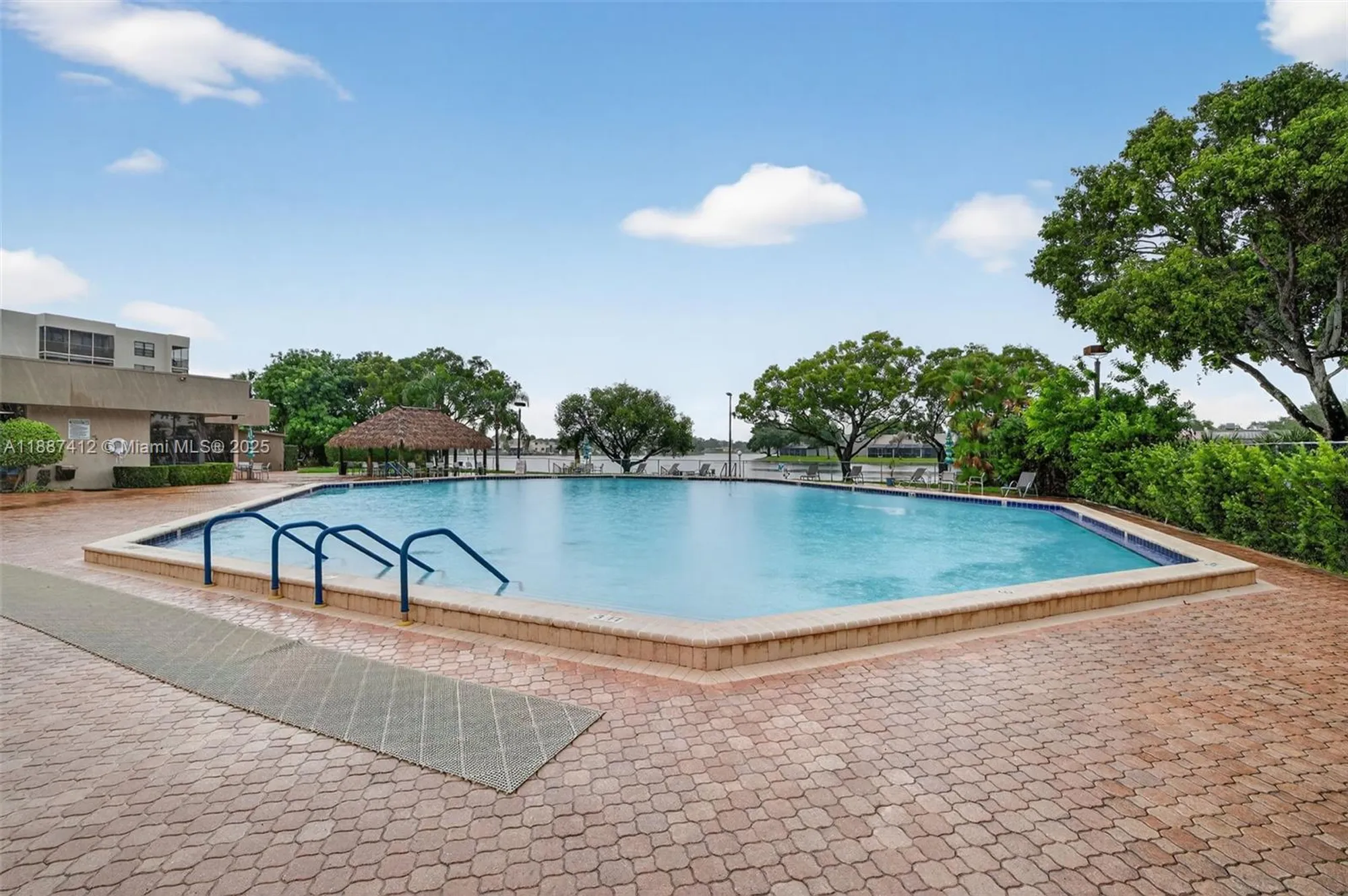 Property Slideshow image 33 of 82 | 1100 colony point cir apt 205, Pembroke Pines, FL, 33026