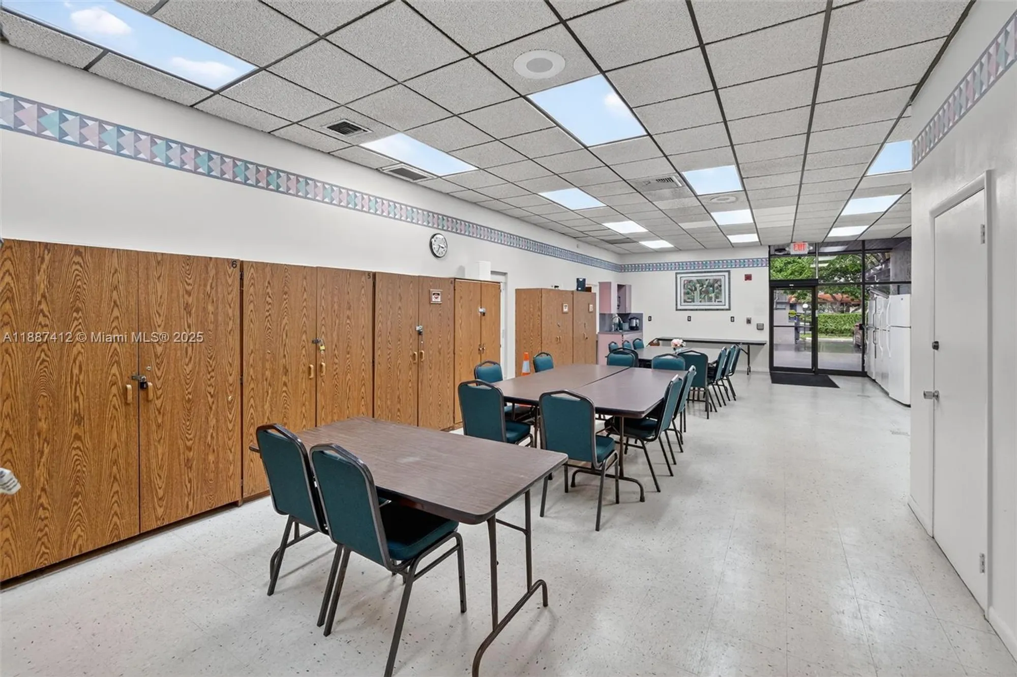 Property Slideshow image 48 of 82 | 1100 colony point cir apt 205, Pembroke Pines, FL, 33026