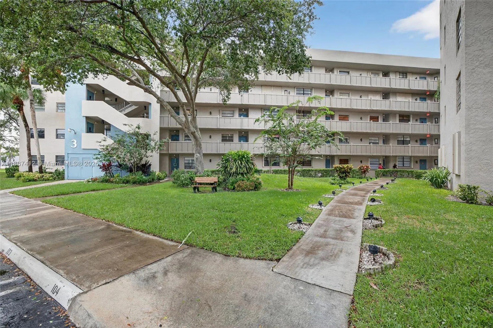 Property Slideshow image 59 of 82 | 1100 colony point cir apt 205, Pembroke Pines, FL, 33026