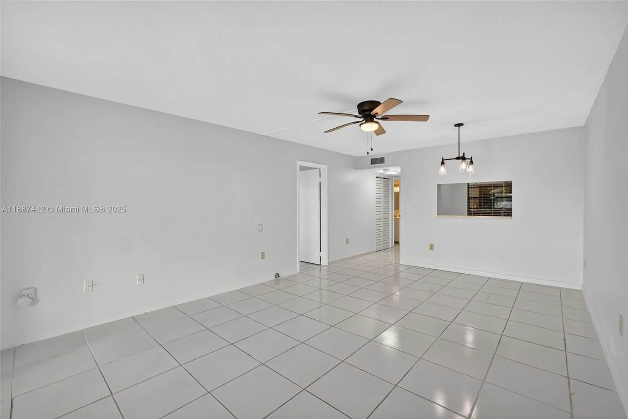 Property Slideshow image 8 of 82 | 1100 colony point cir apt 205, Pembroke Pines, FL, 33026