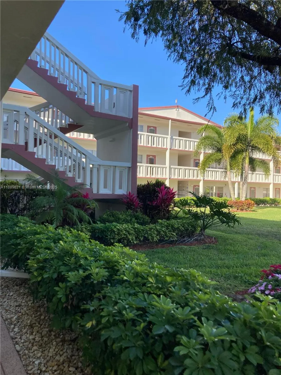 Property Slideshow image 17 of 23 | 157 fanshaw d # 157, Boca Raton, FL, 33434