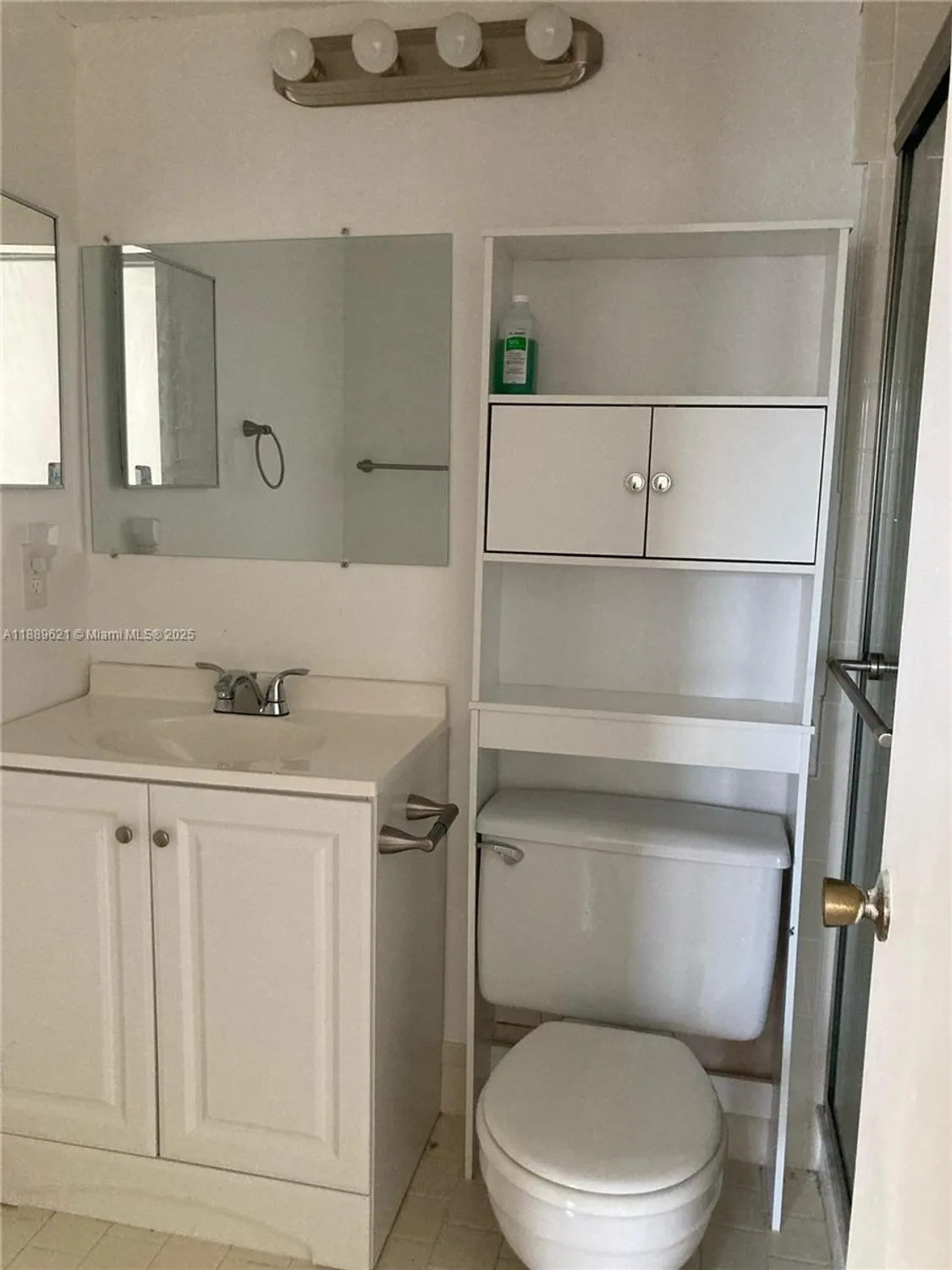 Property Slideshow image 11 of 23 | 157 fanshaw d # 157, Boca Raton, FL, 33434