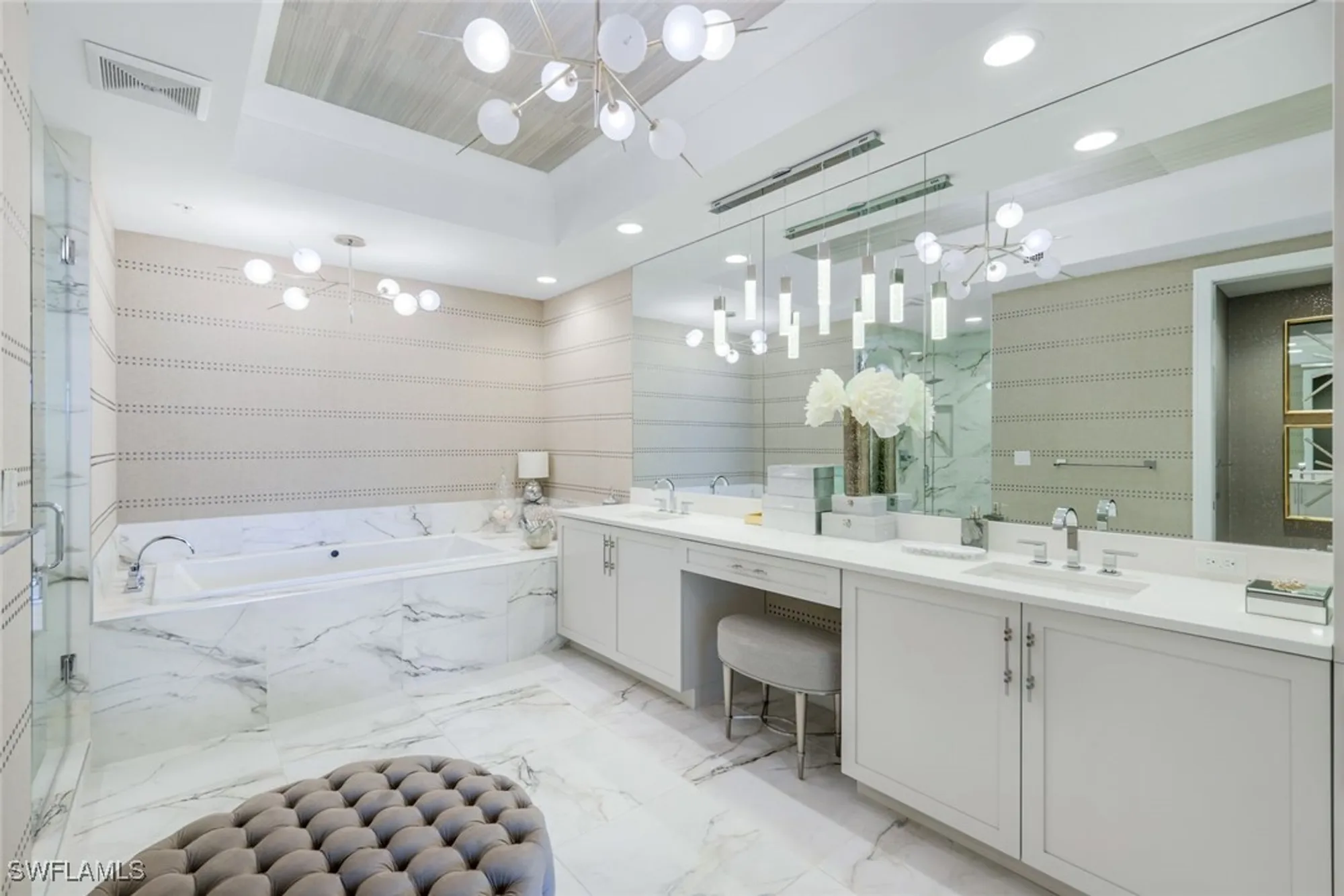 Property Slideshow image 18 of 42 | 4971 bonita bay blvd unit 606, Bonita Springs, FL, 34134